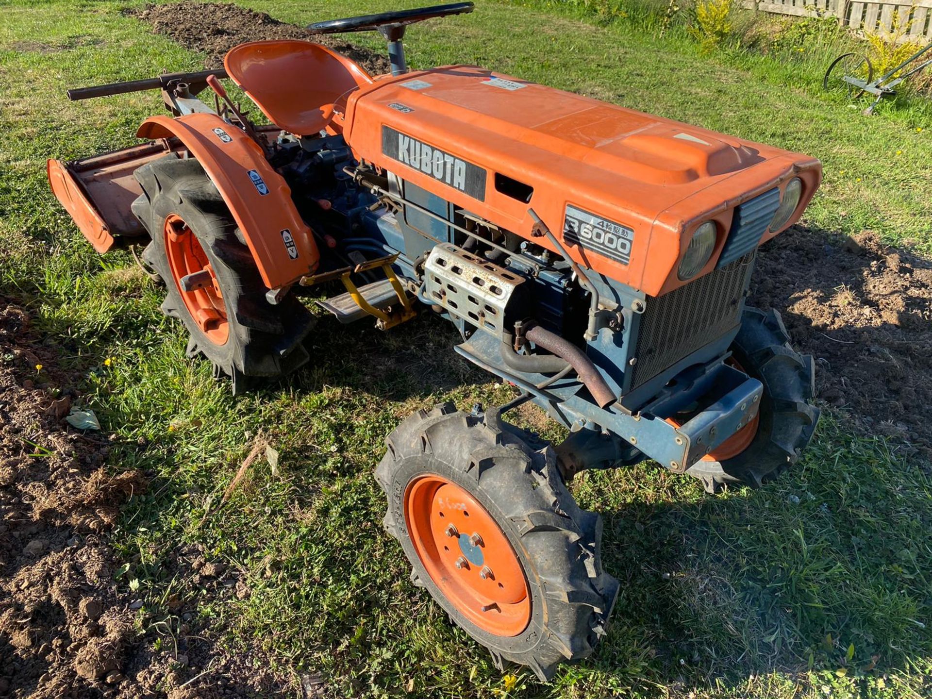 Kubota B600 4WD Compact Tractor & Rotavator - Image 7 of 9