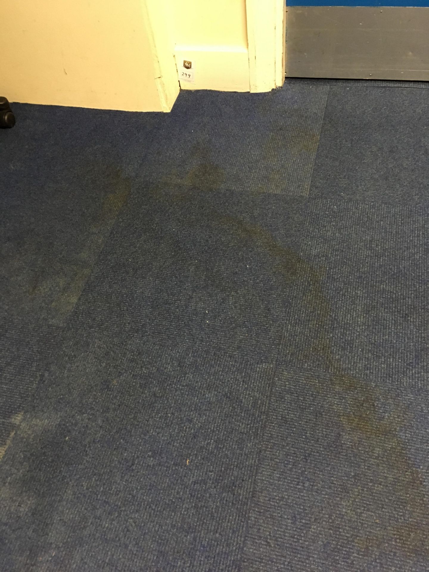 Carpet tiles, blue (water damaged) 60m2 approx.