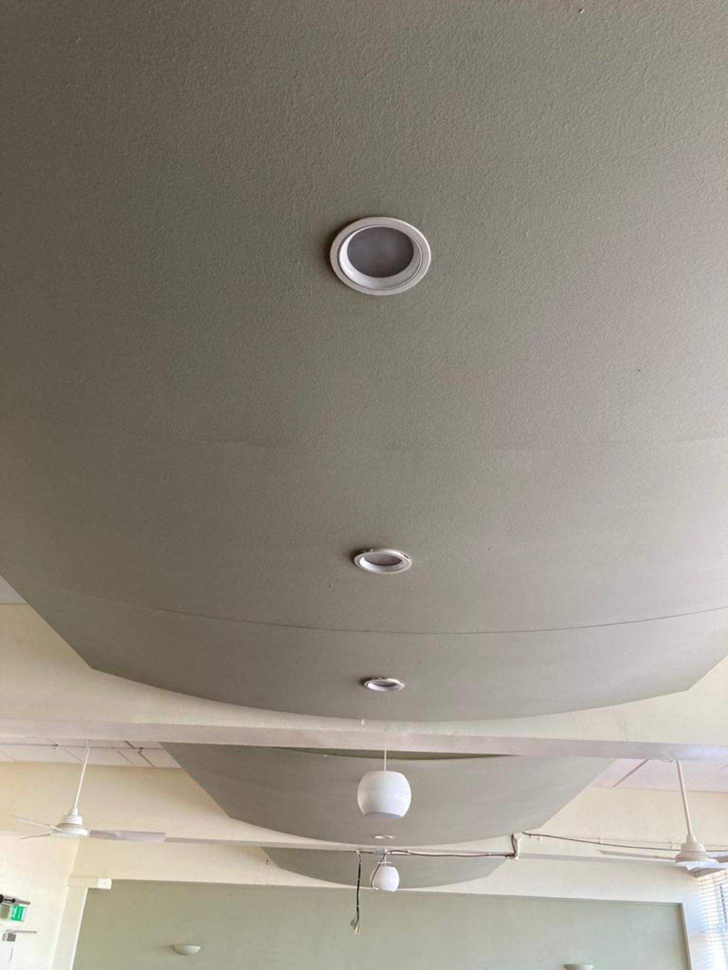 x3 Pendant Speakers, x2 Ceiling Fans - Image 2 of 3