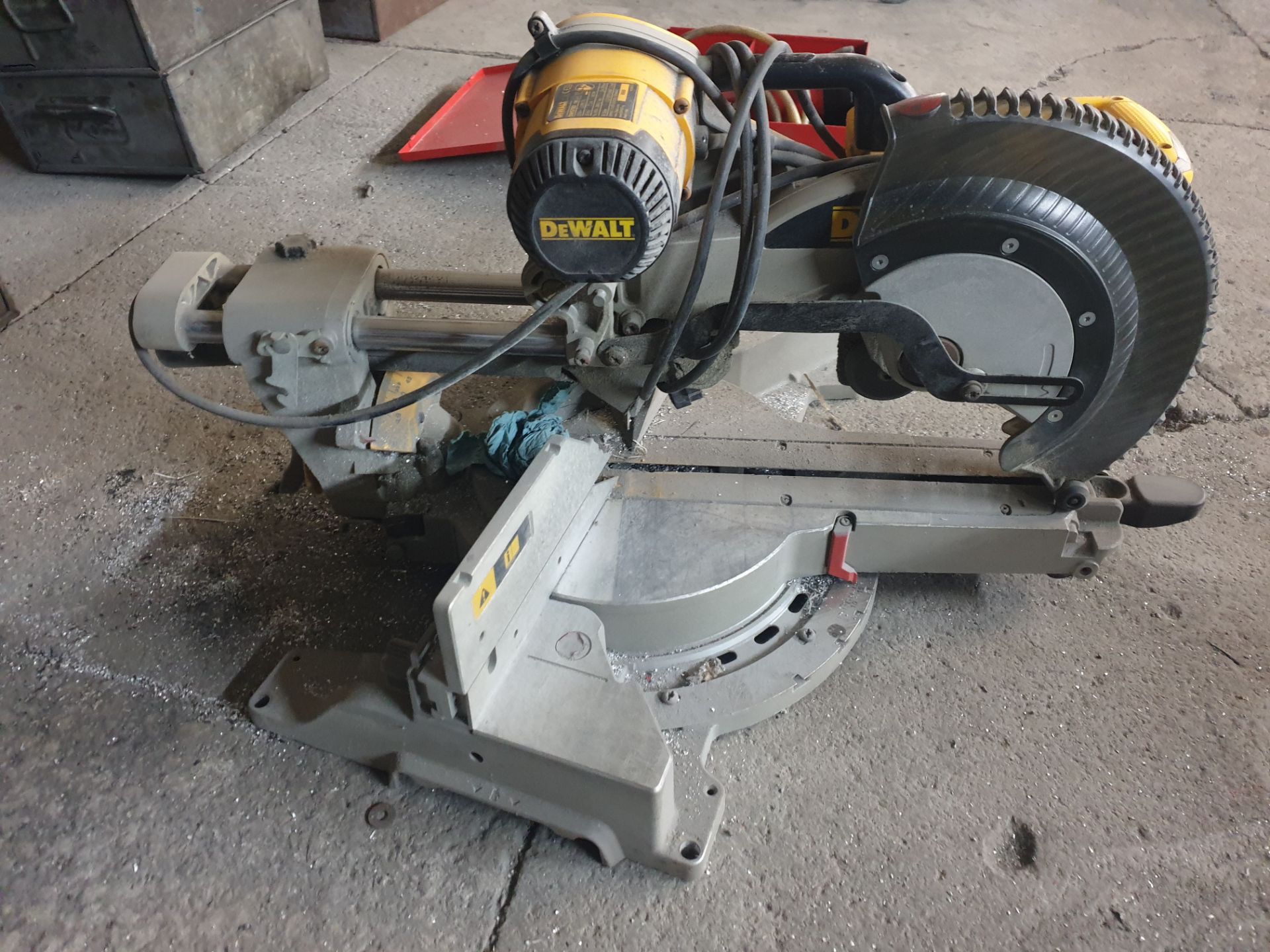 DeWalt Bench Saw un tested - Image 2 of 2