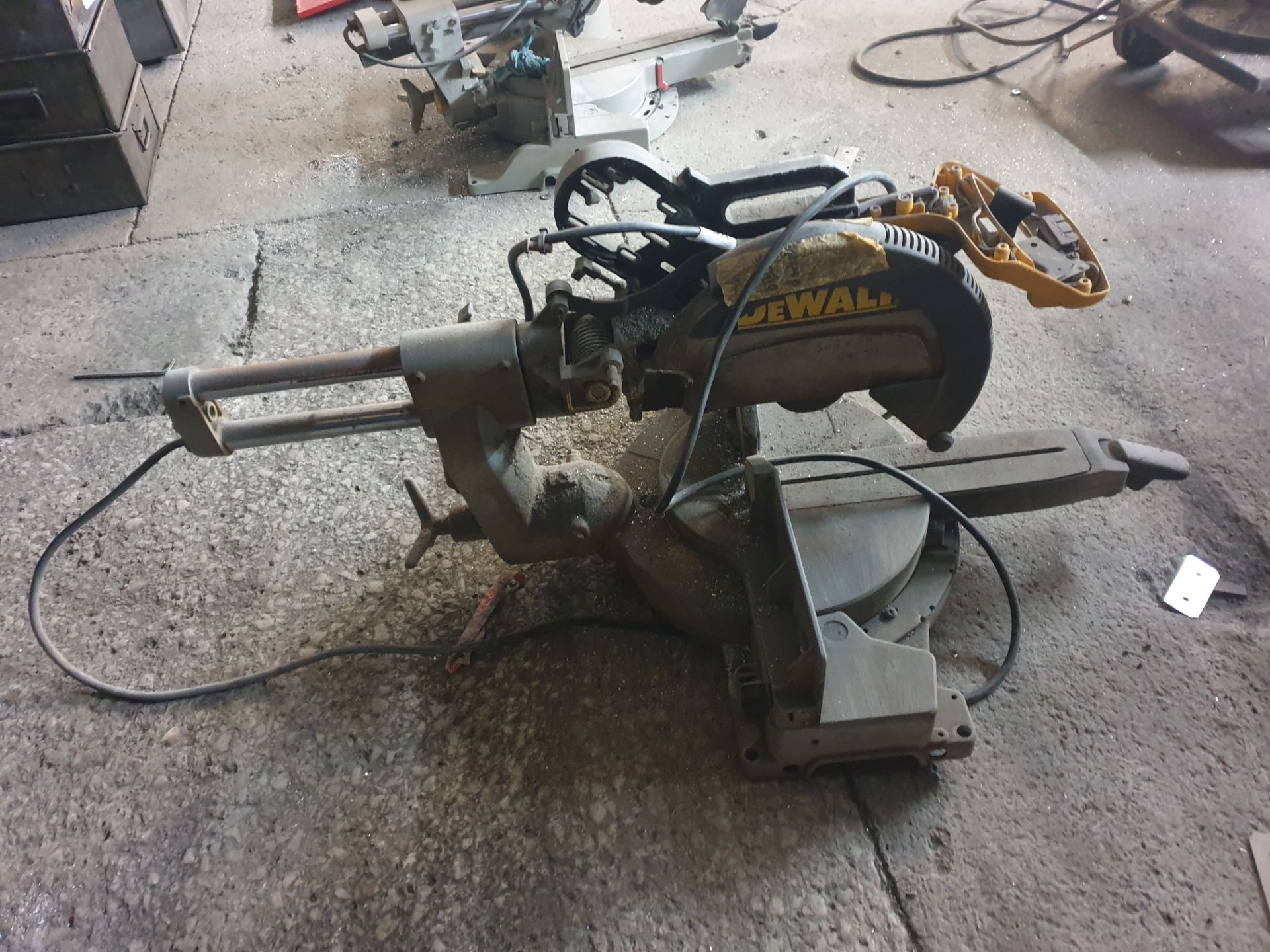 DeWalt Bench Saw untested - Image 2 of 2