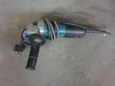 Makita Grinder 240v