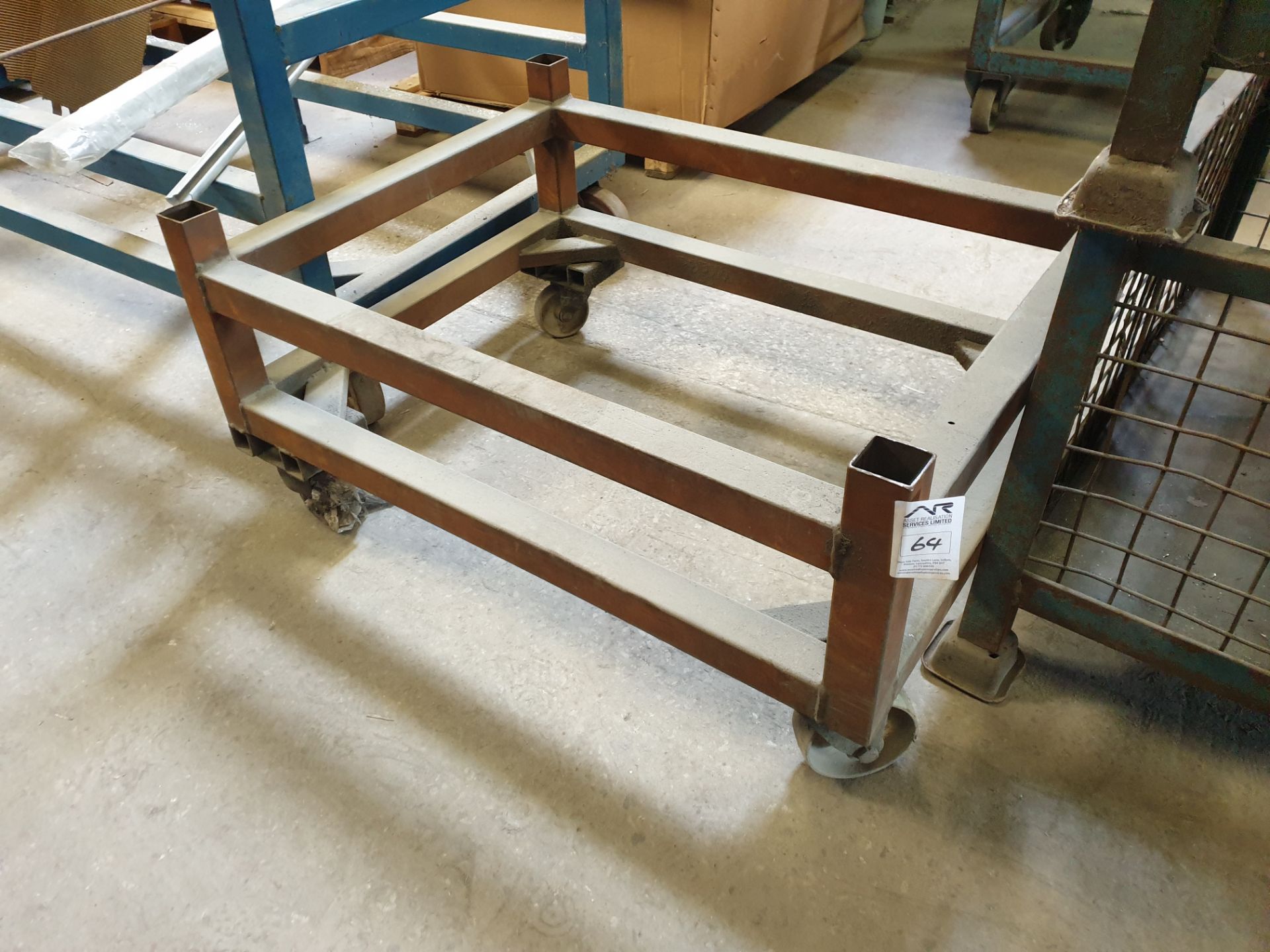 1 x Stillage Dolly