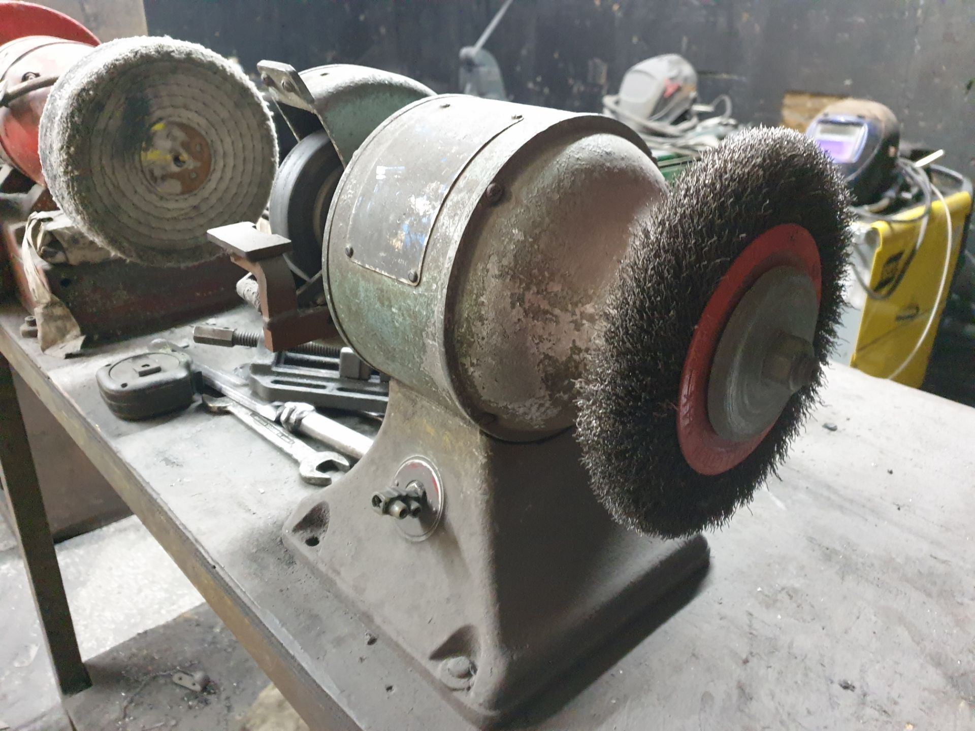 bench top grinder / polisher - Image 2 of 3