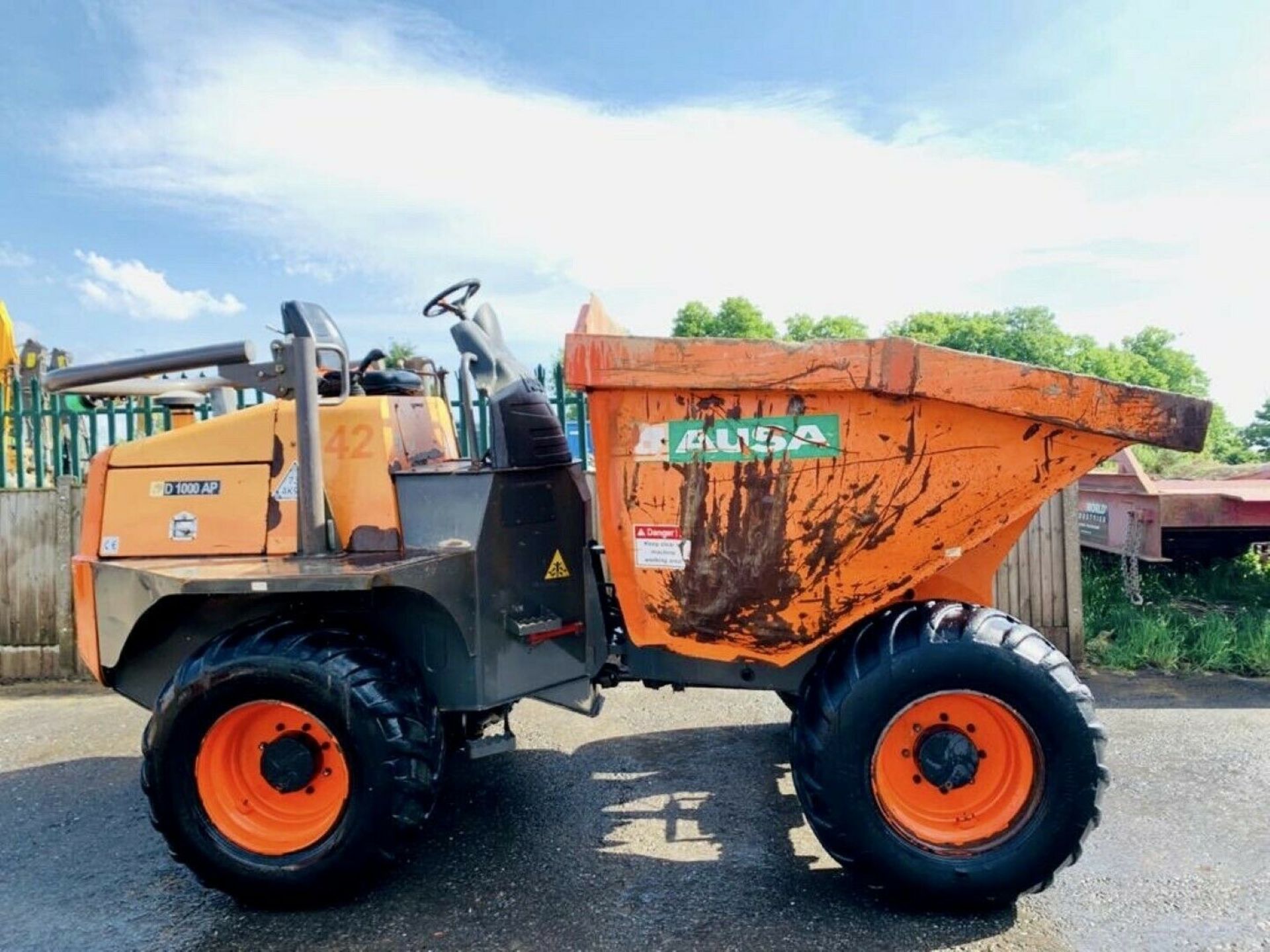 Ausa D1000 AP 10 Tonne Straight Tip Dumper 2015 - Image 2 of 12