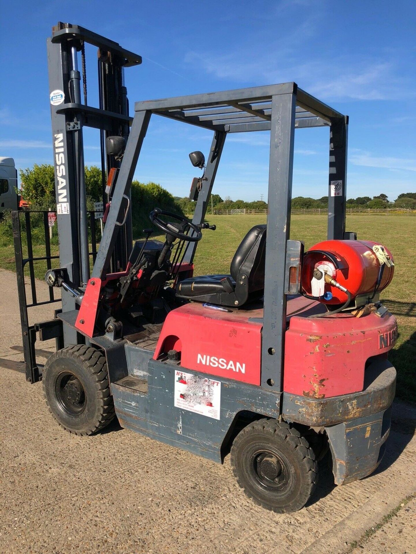 Nissan Gas Forklift Truck - Image 2 of 4