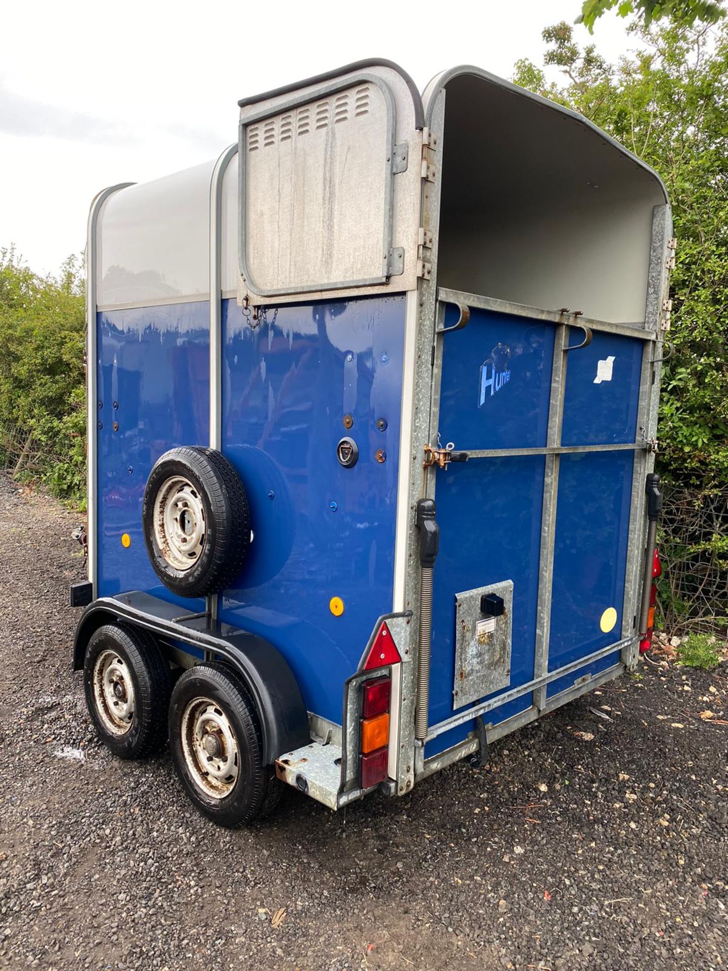 Ifor Williams HB510 Classic Horse Trailer - Image 4 of 15