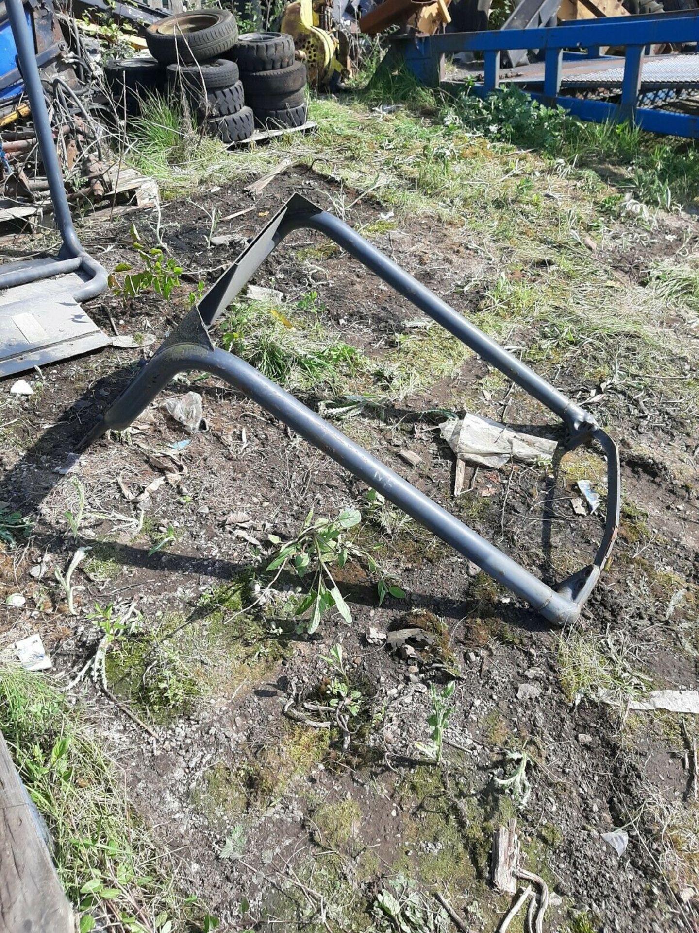 Komatsu Roll Bar ROPS