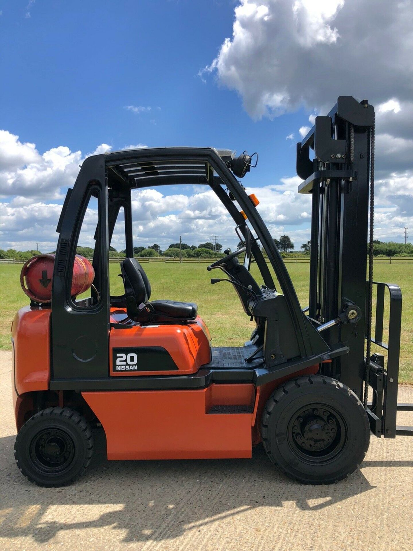 Nissan Gas Forklift Truck