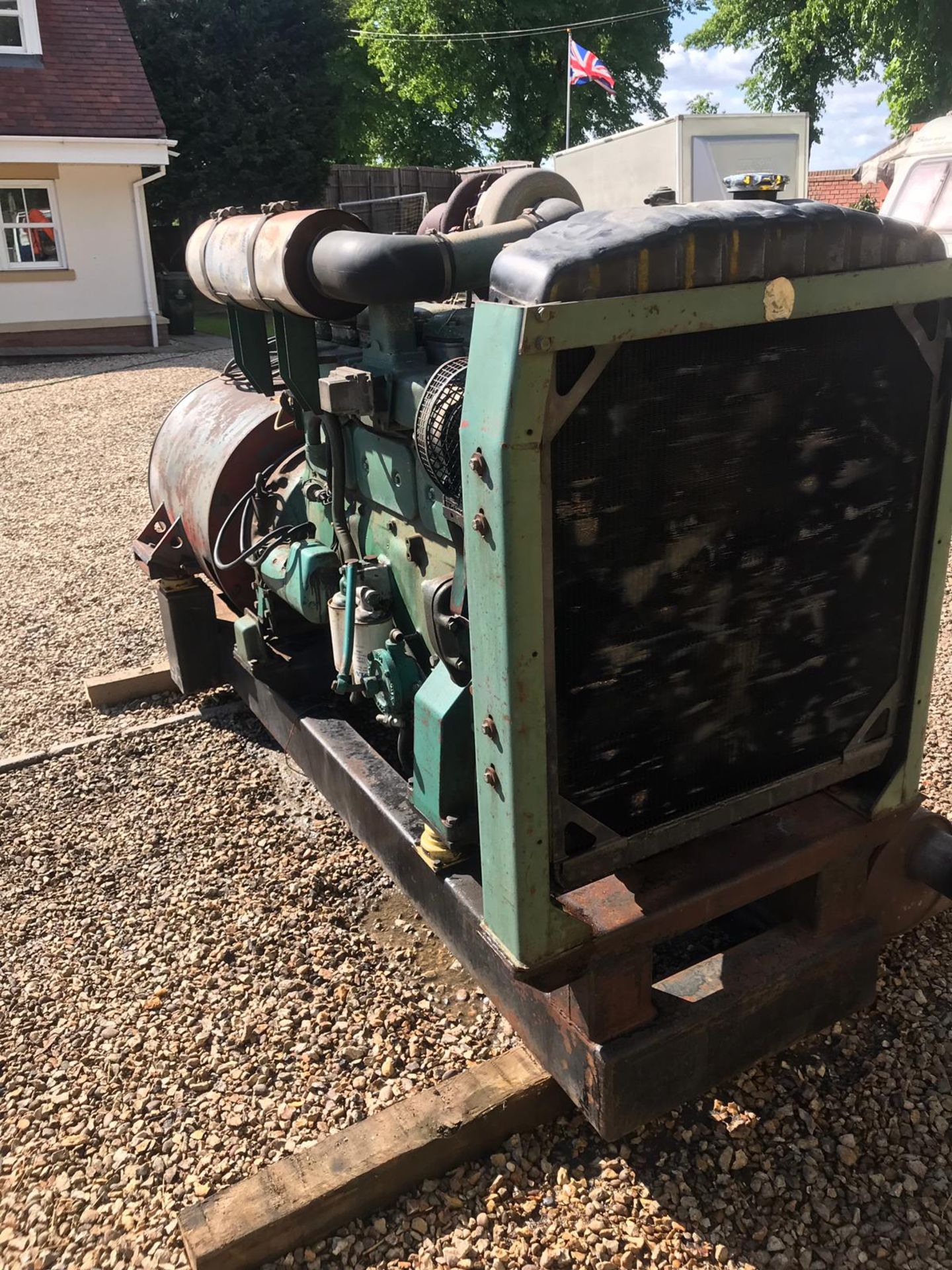 Volvo Penta Generator 160KVA 415/240 volt NO VAT - Image 2 of 7