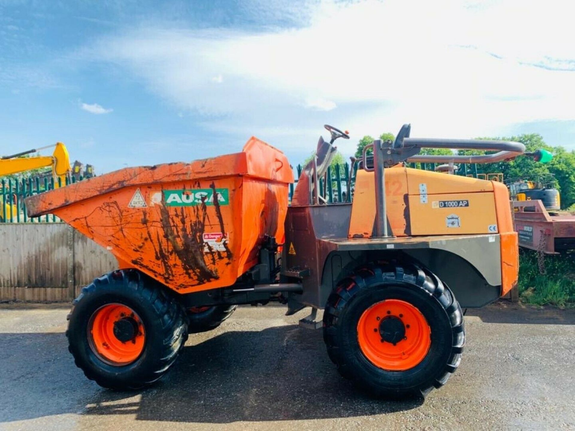 Ausa D1000 AP 10 Tonne Straight Tip Dumper 2015 - Image 12 of 12