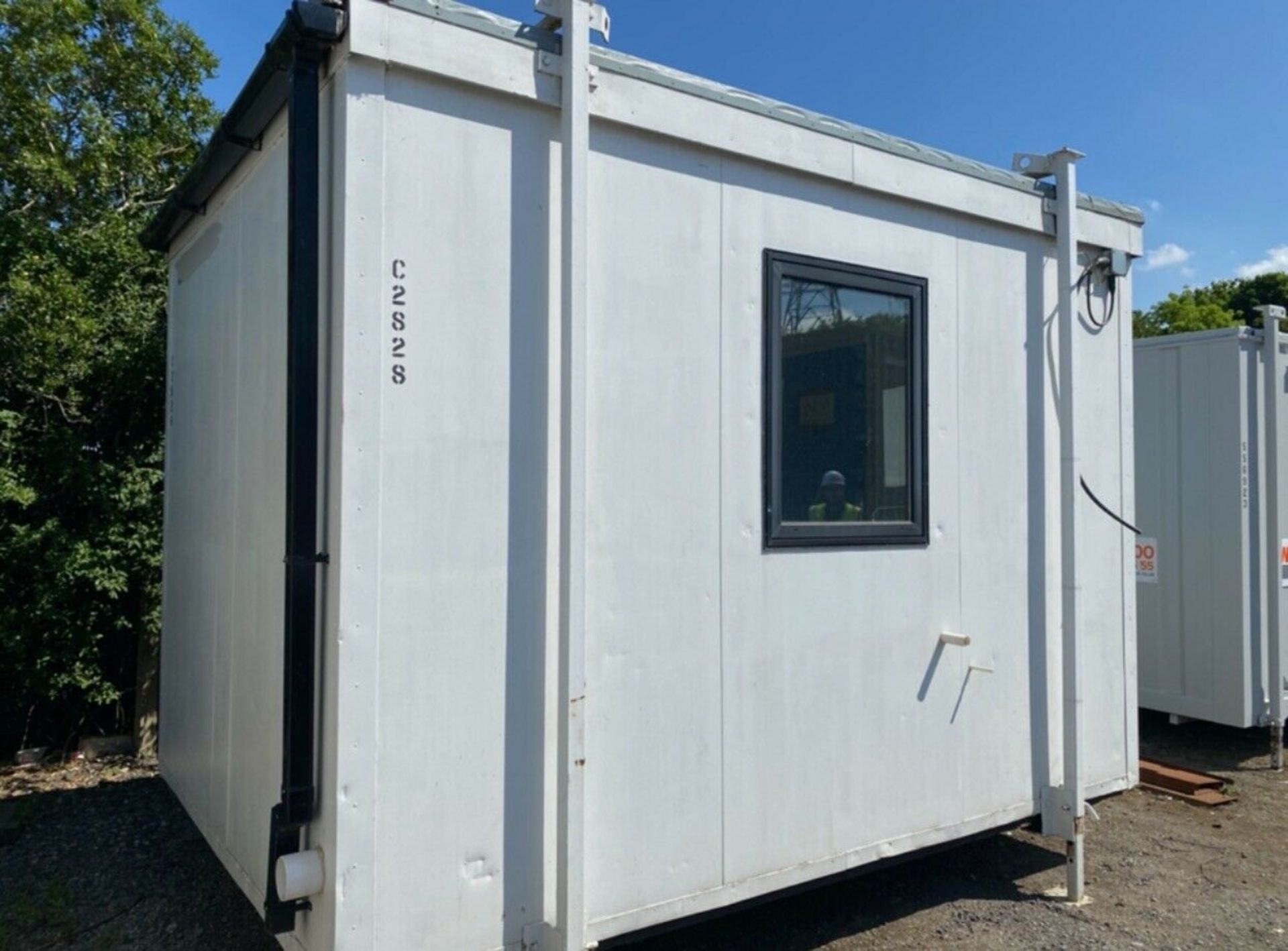 12ft Site Cabin Office Security Hut - Image 10 of 10