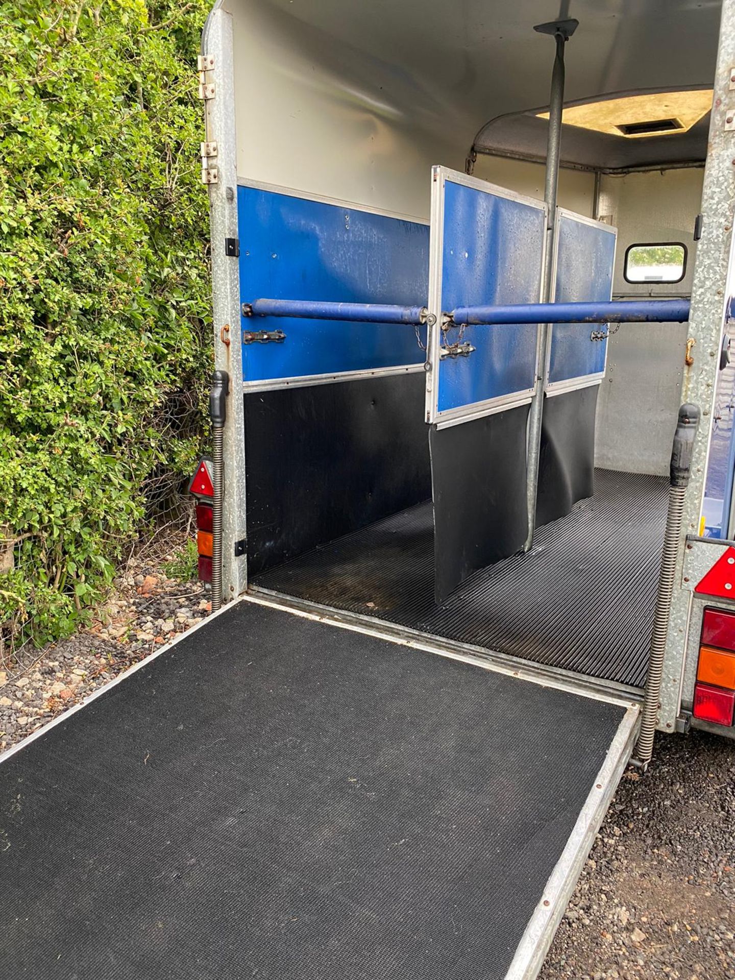 Ifor Williams HB510 Classic Horse Trailer - Image 12 of 15