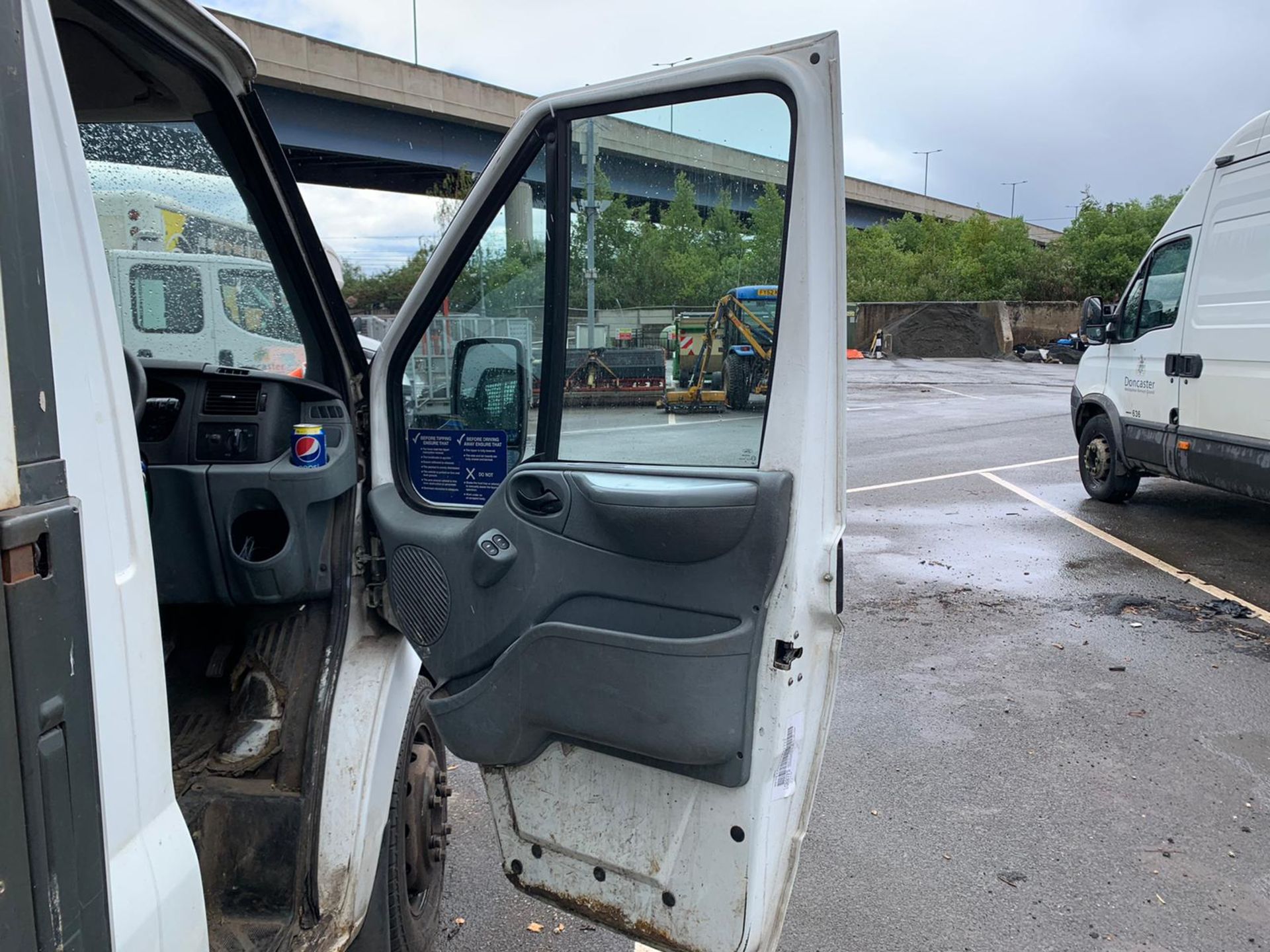 YP58 YLE Ford Transit Tipper - ENTRY DIRECT FROM LOCAL AUTHORITY - Bild 16 aus 36