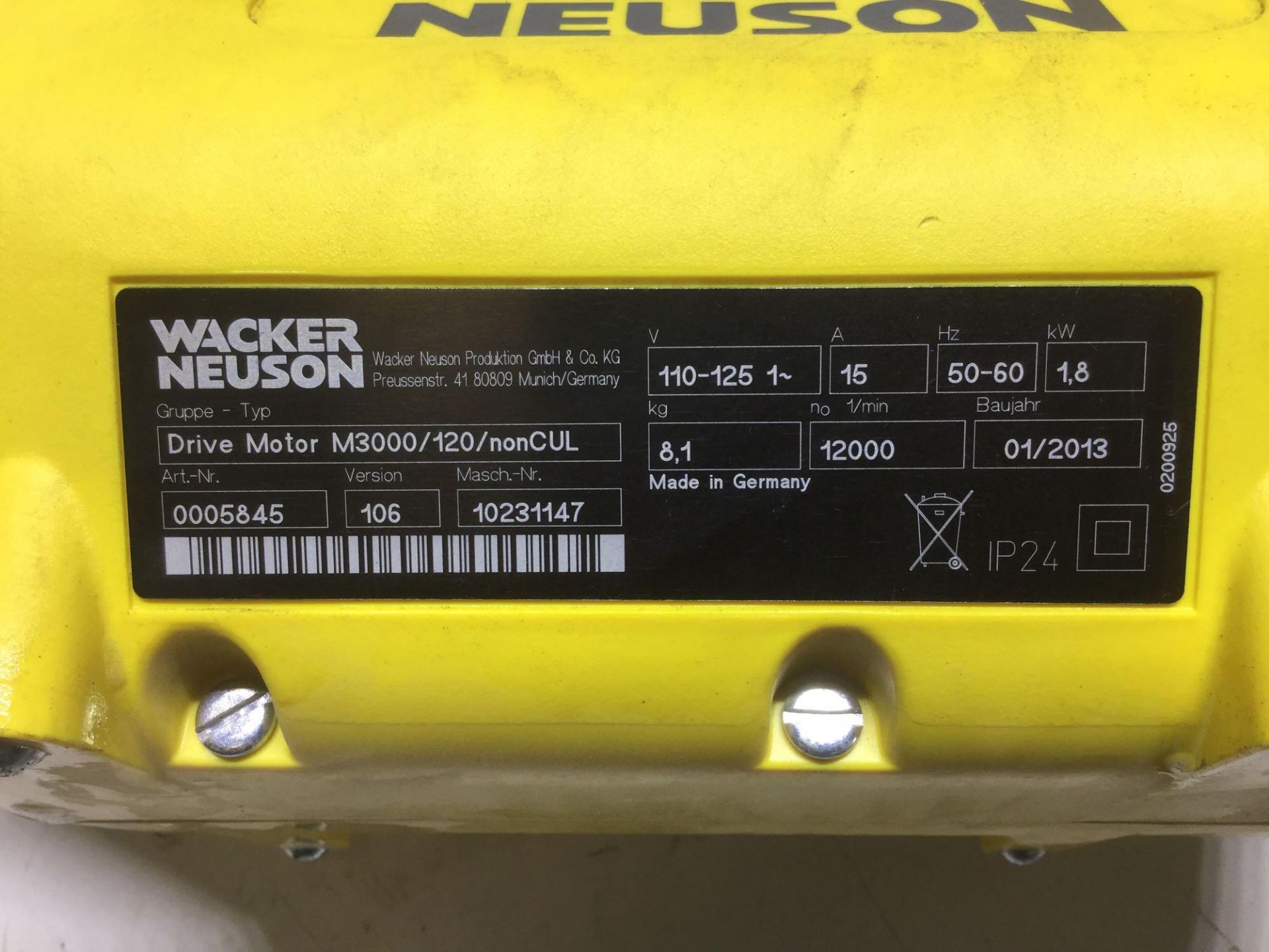 Wacker neuson. Concrete poker drive unit brand-new 110 volts - Image 4 of 4