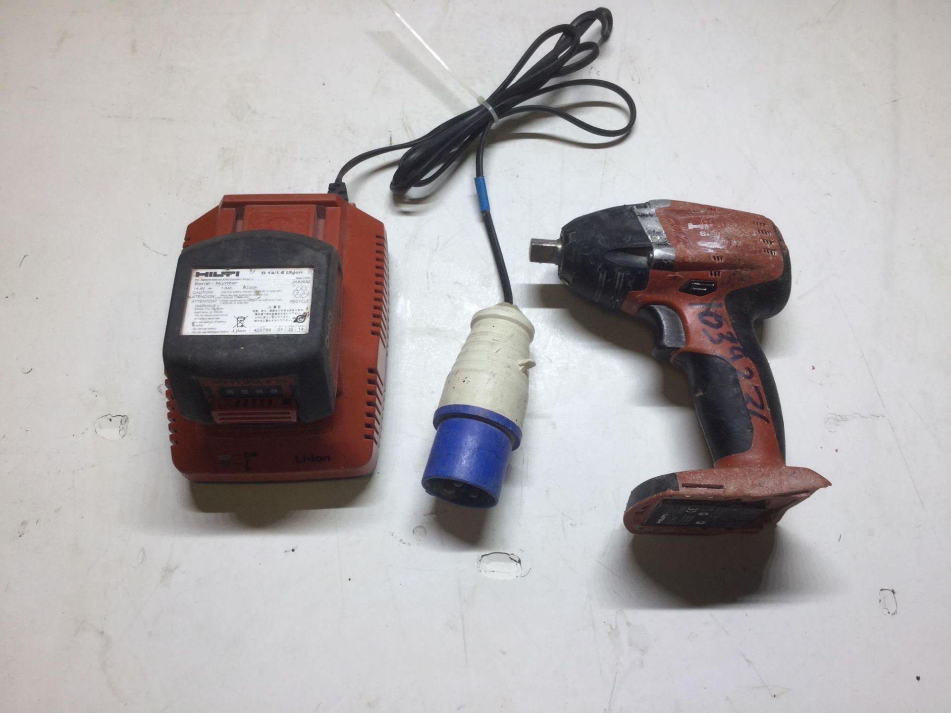 Hilti impact gun 14.4 V model number SIW 14 â€“A