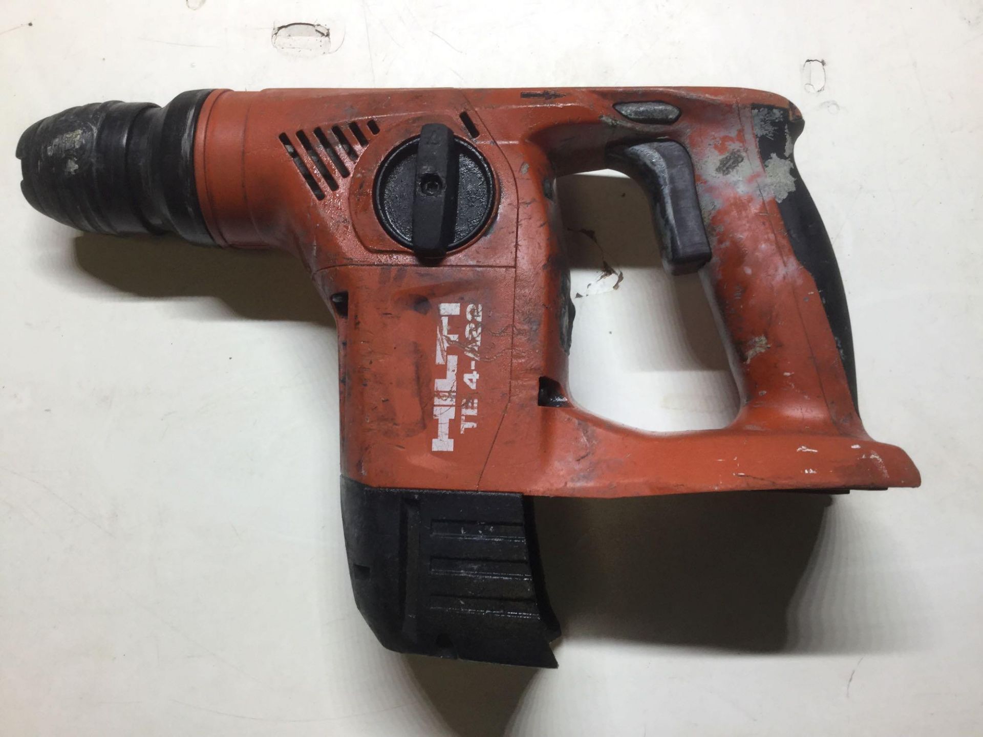 Hilti te4-A22 sds hammer drill 22 volt - Image 2 of 2