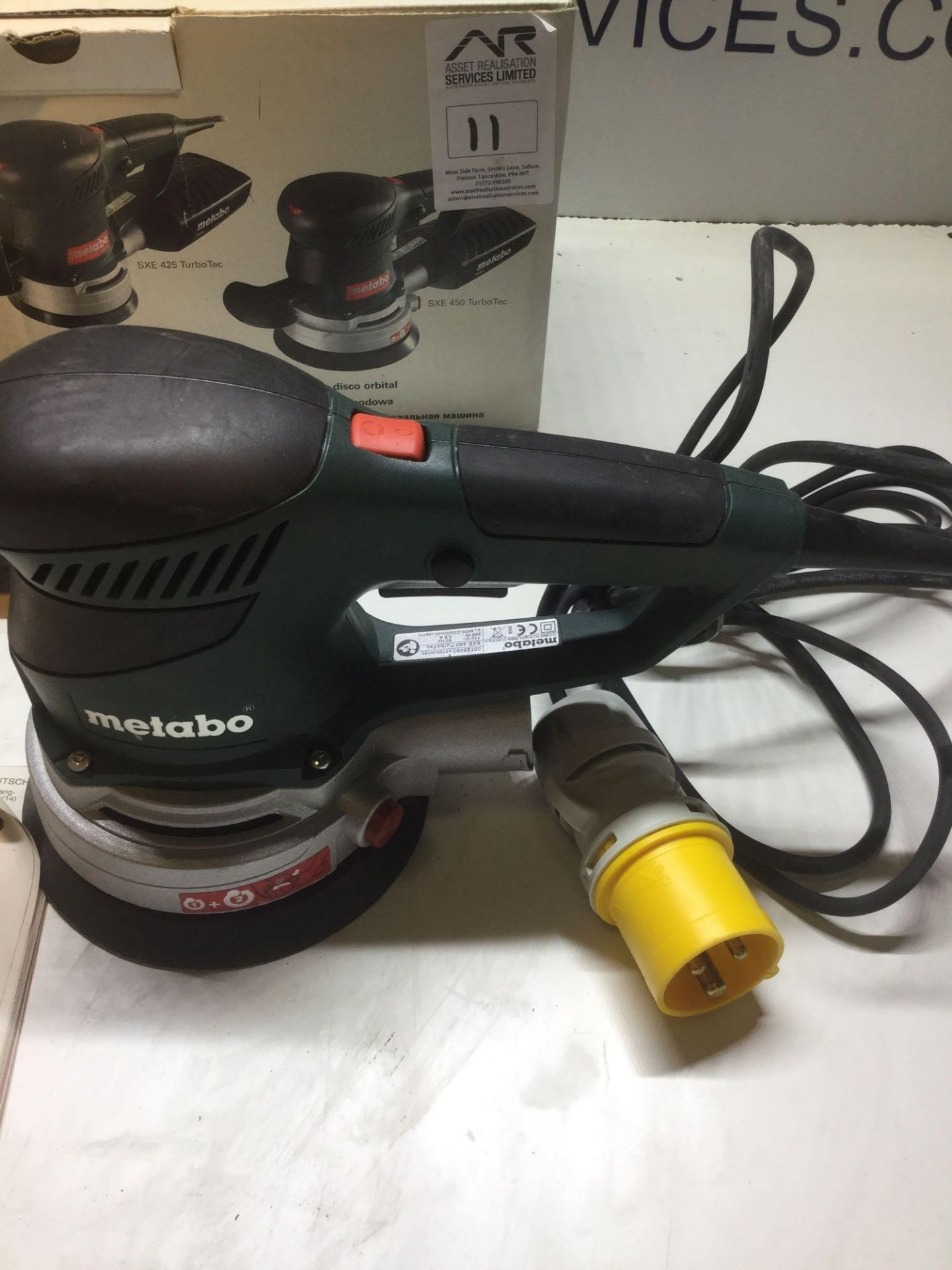 Metabo SXE 450 Orbital Sander c/w Filter & Attachments, 110v Boxed as New - Image 2 of 5