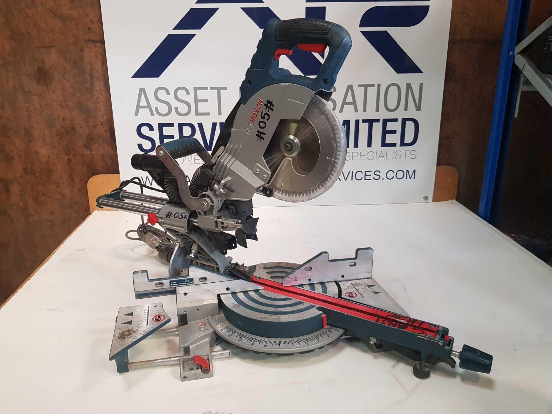 Bosch Professional GCM 8 SJL Mitre Saw - Bild 5 aus 5