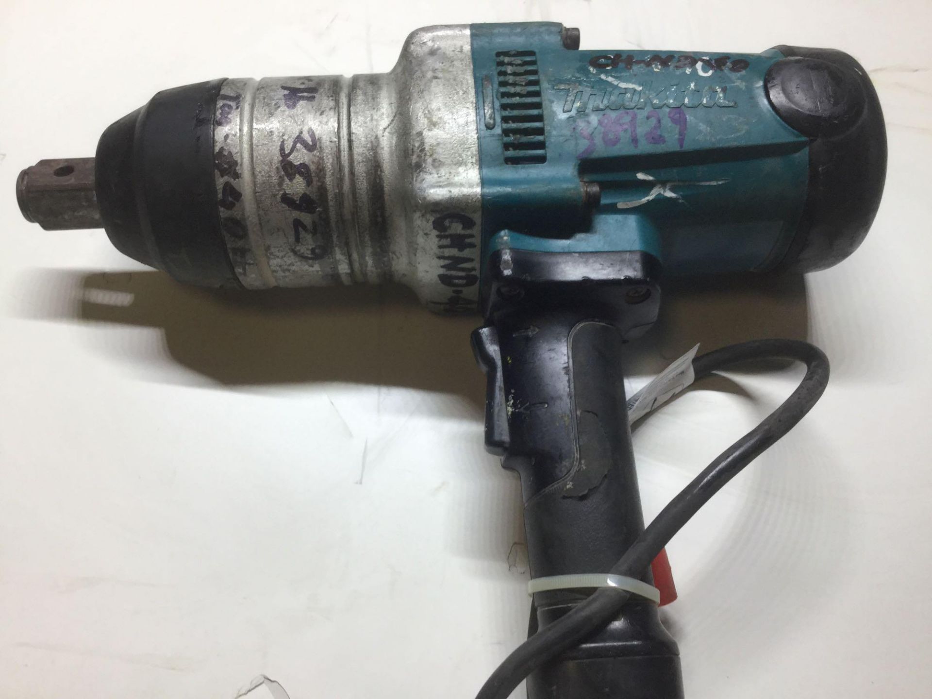 Makita 1â€ Impact Gun 110v - Image 3 of 3