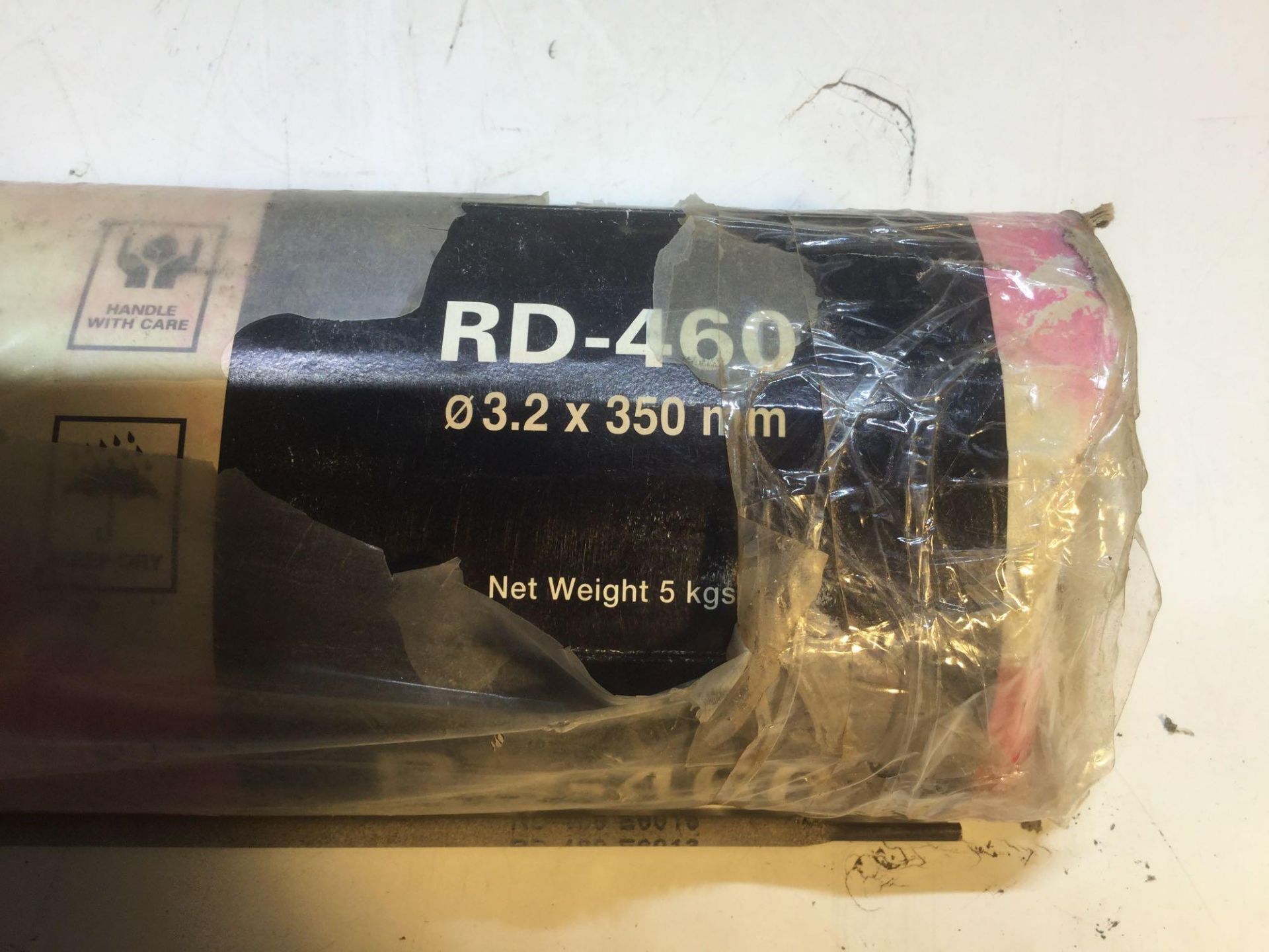 NIKKO STEEL RD-450 welding Electrodes 3.2mm / 350mm 5kg per box - Image 2 of 3