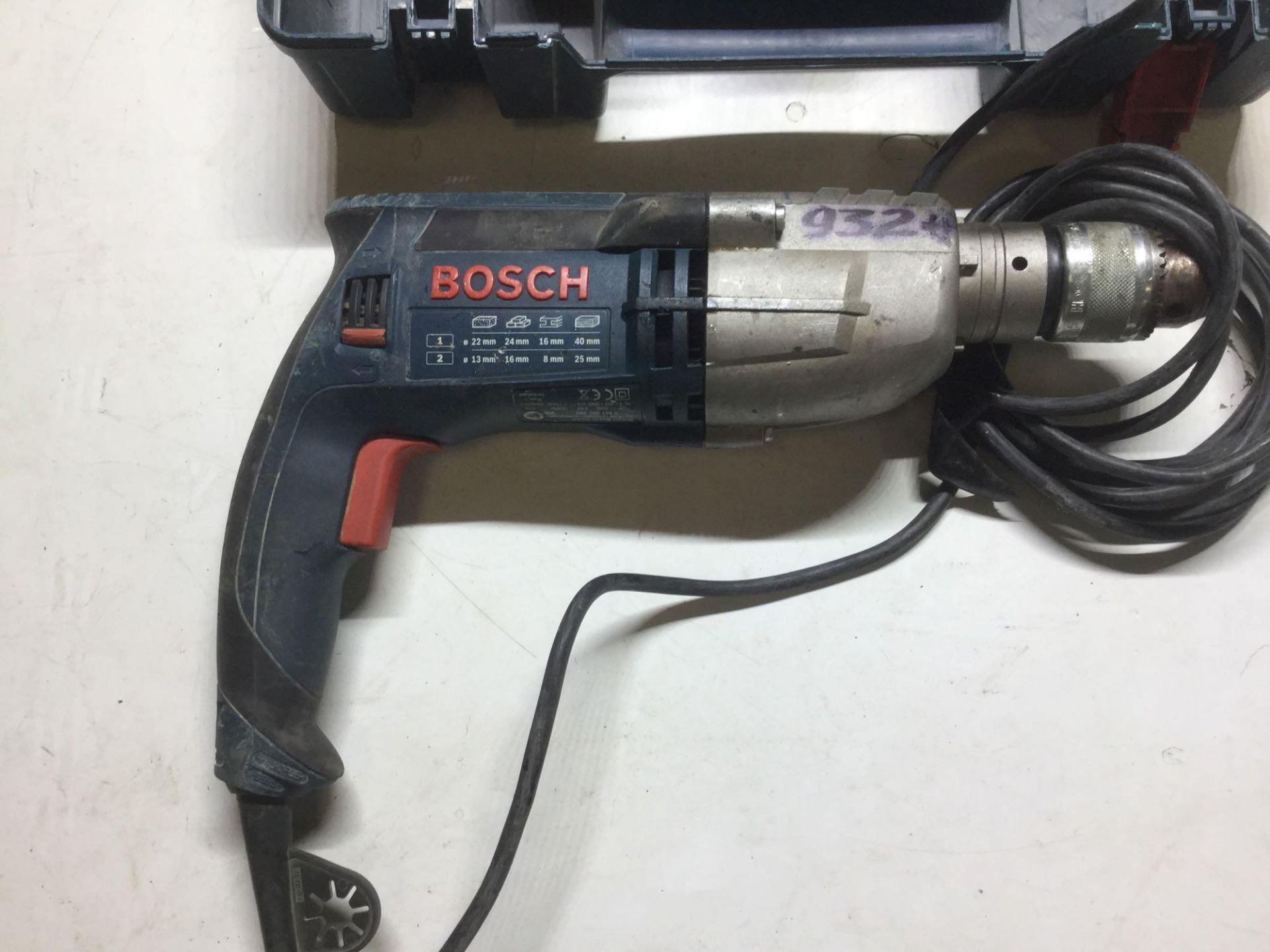 Bosch hammer drill model number GSB 21â€“2E 110v - Image 2 of 3