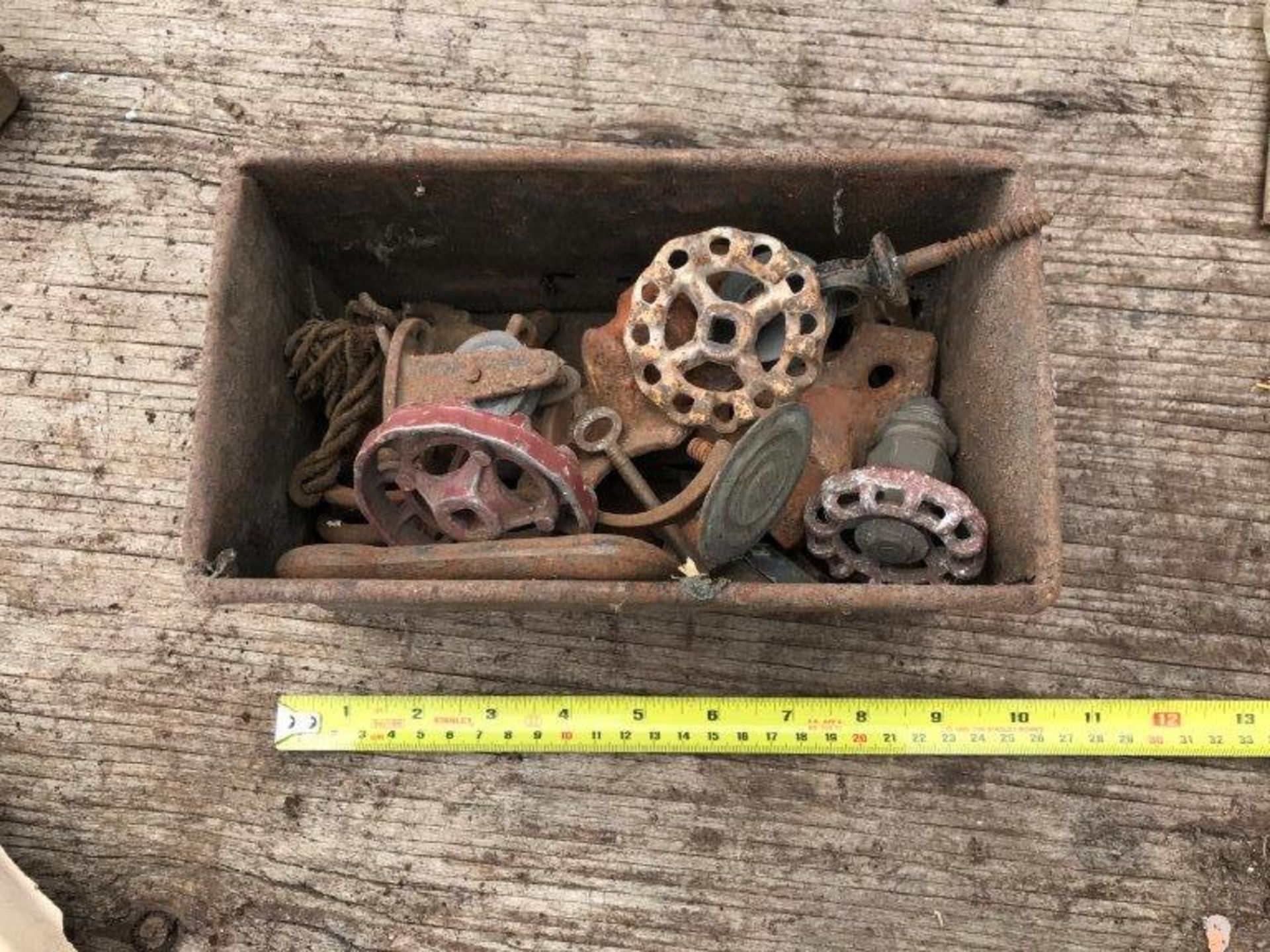 Selection of Vintage metal 'bit's and Bobs' in loaf tin - Image 2 of 2