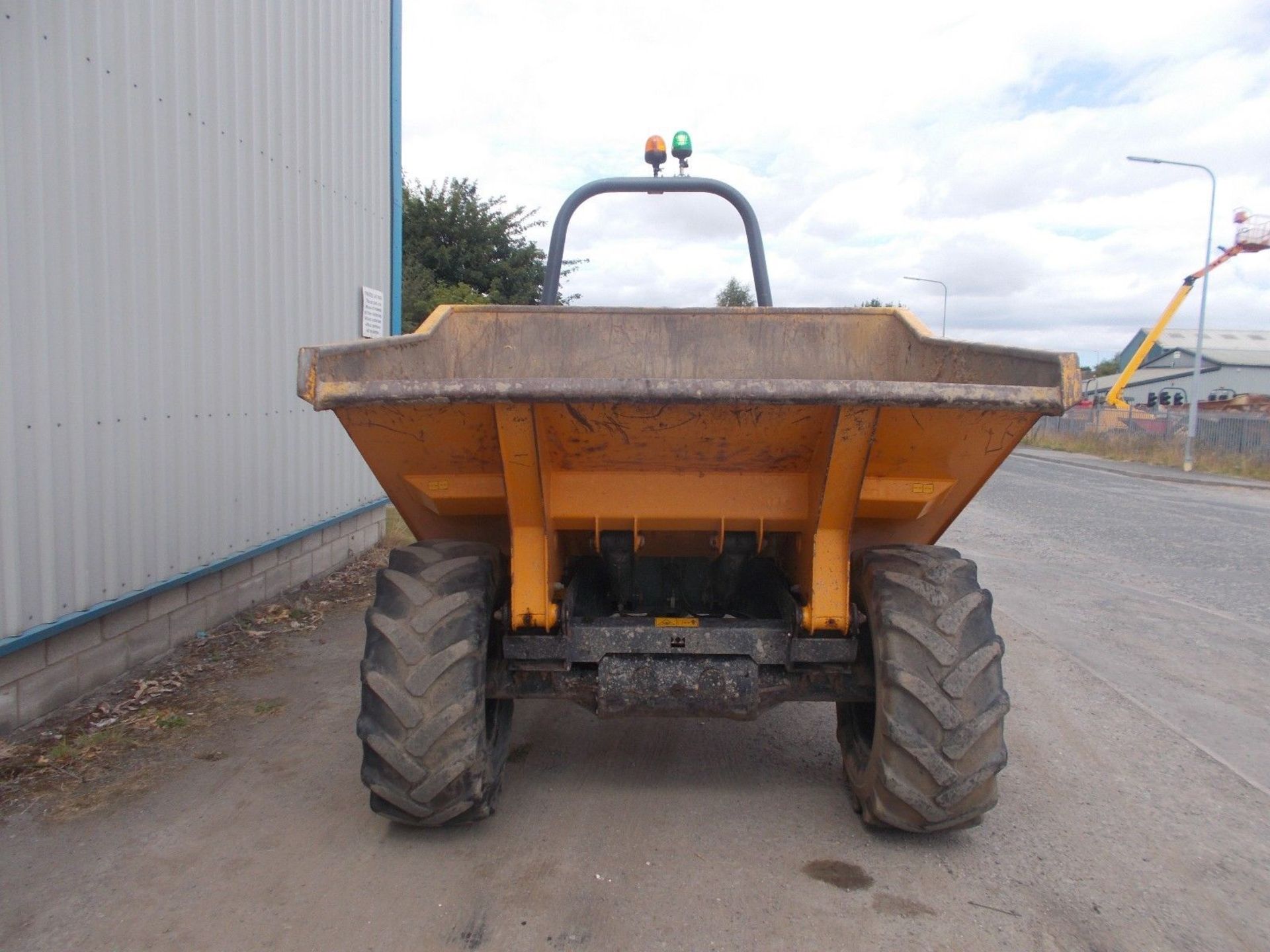 2010 Terex TA6 Benford 6 Ton Straight Tip Dumper - Image 2 of 11