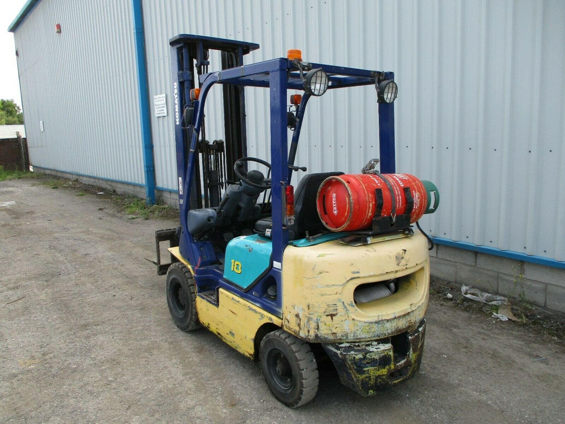 Komatsu FG18 Gas Forklift - Image 4 of 9