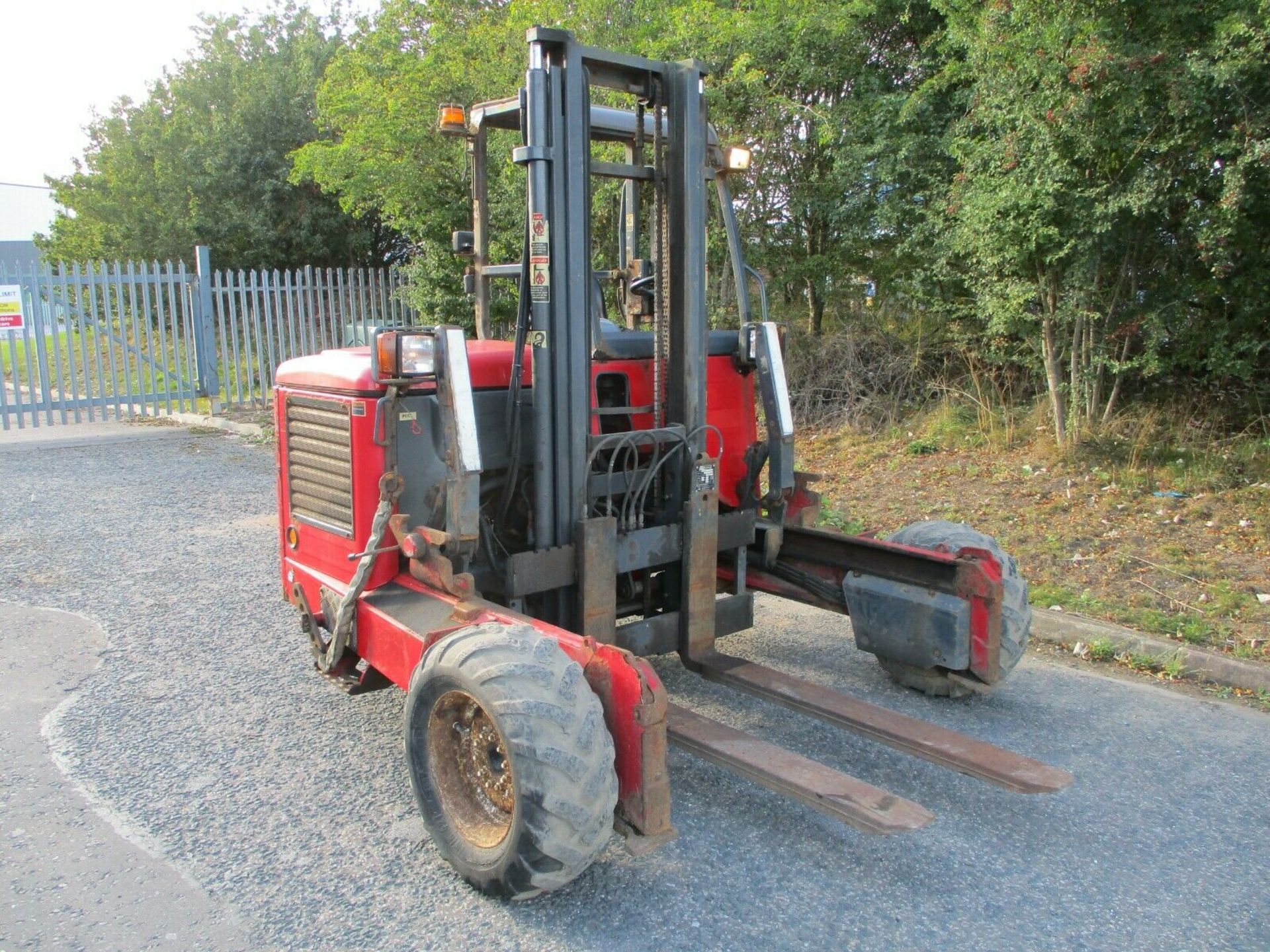 2007 Moffett Mounty M5 25.3 Truck Mounted Forklift