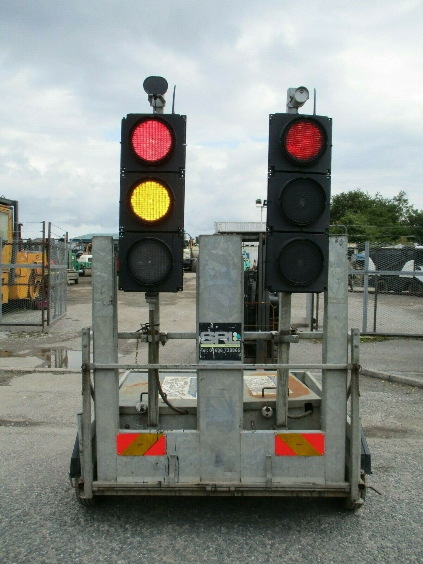 SRL Traffic Lights - Image 6 of 7