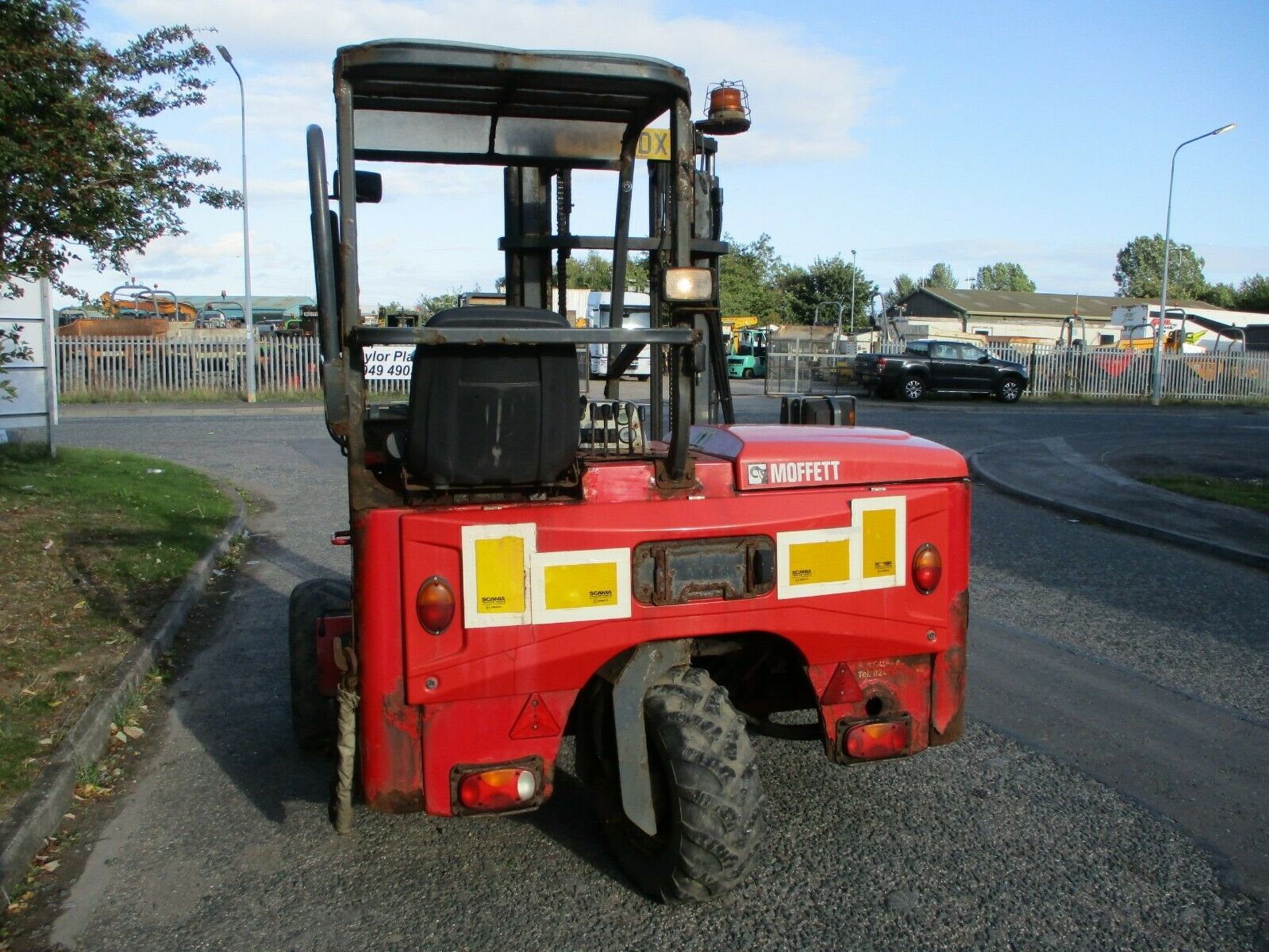 2007 Moffett Mounty M5 25.3 Truck Mounted Forklift - Image 8 of 10