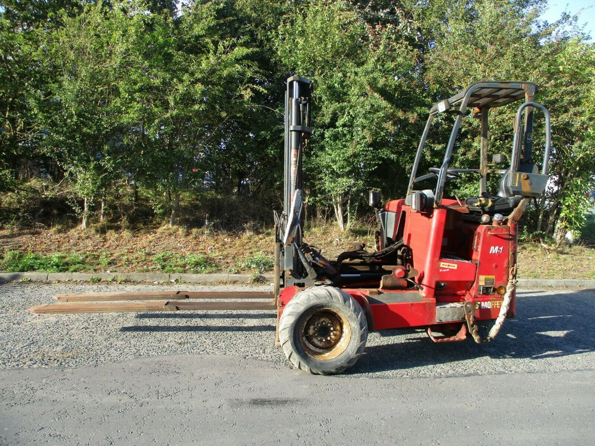 2007 Moffett Mounty M5 25.3 Truck Mounted Forklift - Image 2 of 10