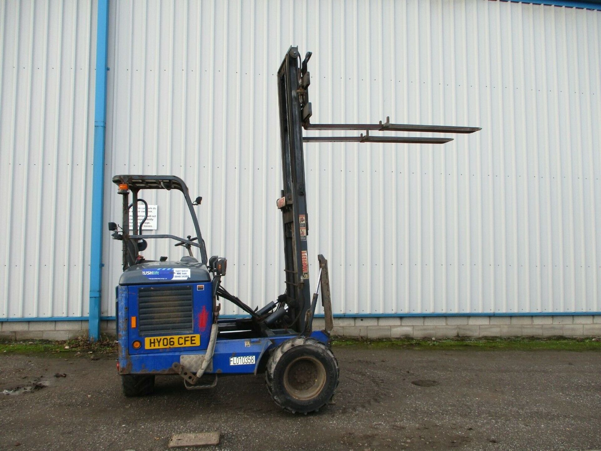 2006 Moffett Mounty M8 25.3 Truck - Image 7 of 9