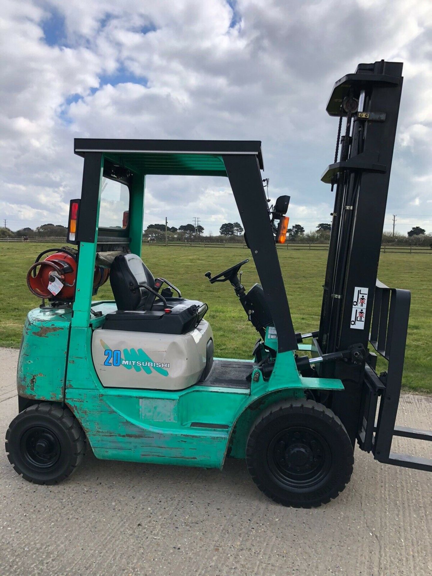 Mitsubishi Gas Forklift Truck