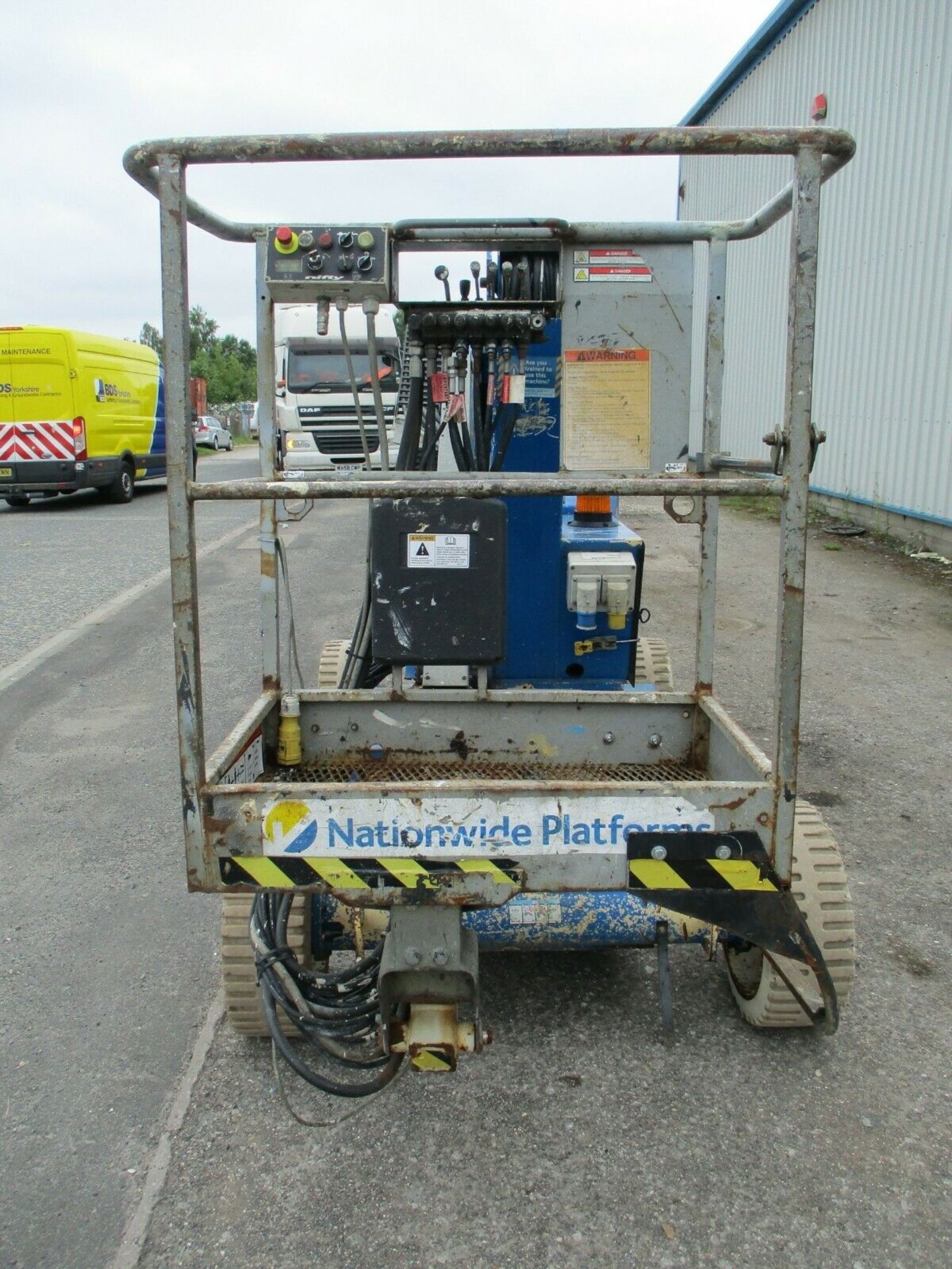 2008 Nifty lift HR 12 Cherry Picker Access Platform Scissor Lift - Image 10 of 10