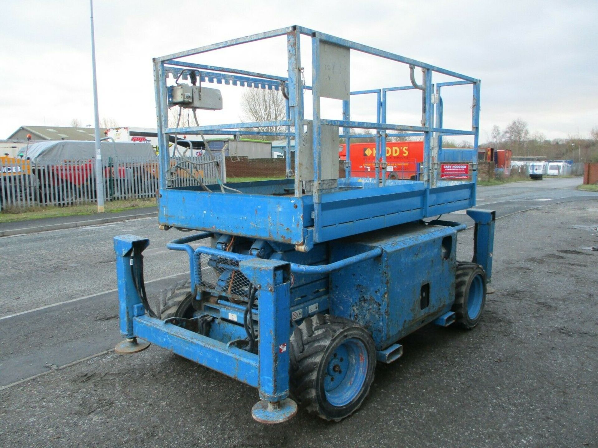 2007 Skyjack 6826 RT 4wd Scissor Lift Access Platform Cherry Picker MEWP Genie - Image 4 of 9