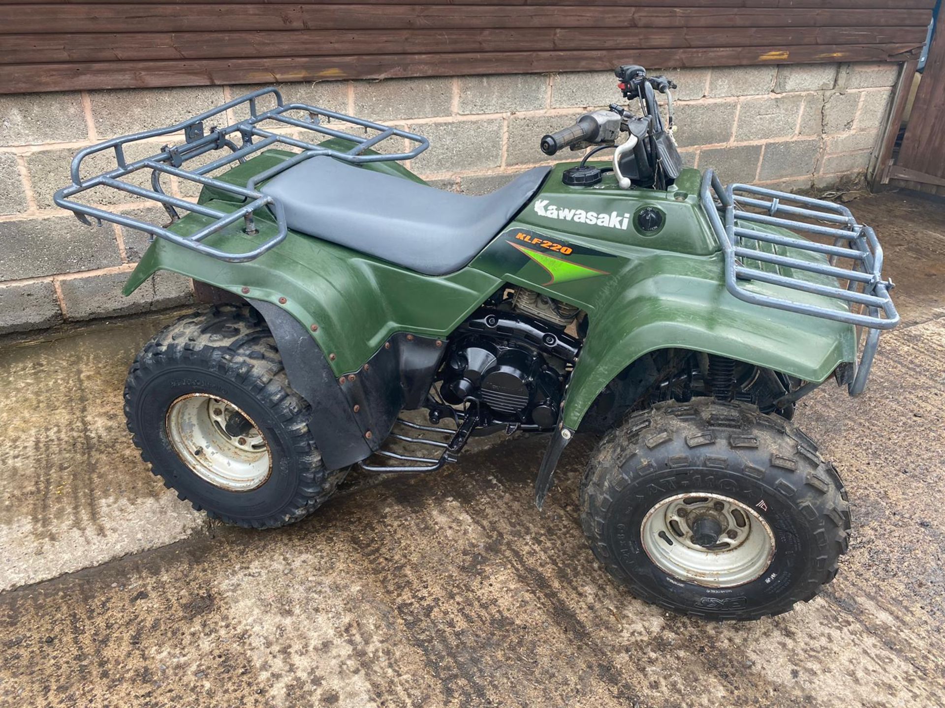 Kawaskai KLF220 Farm Quad 2000 - Image 4 of 6