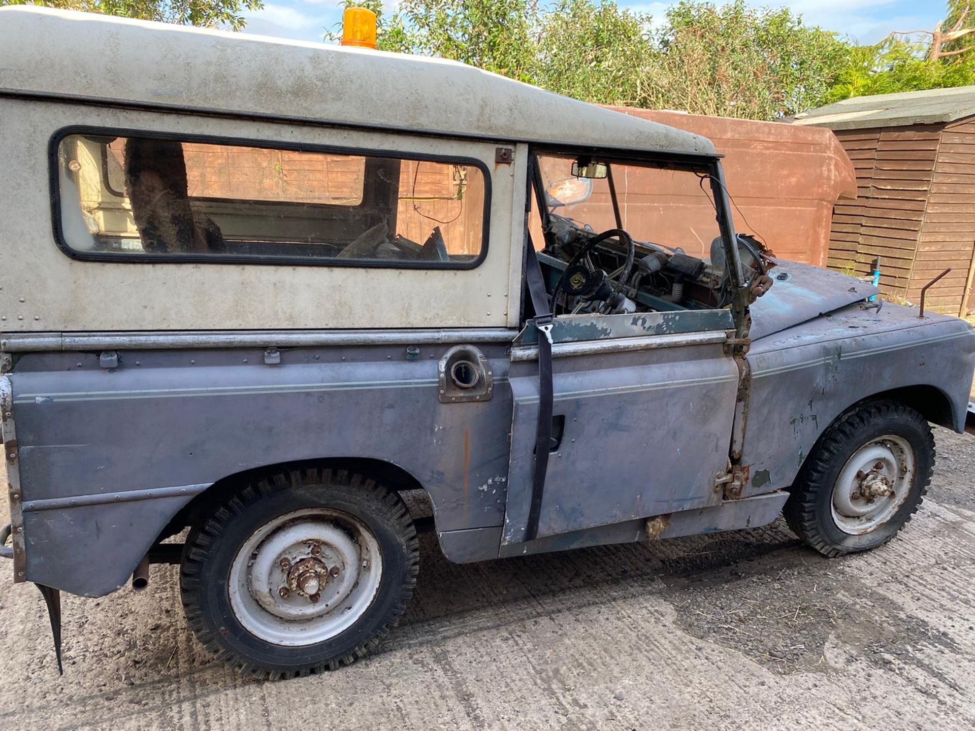 Barn Find Land Rover Series 2A - Image 3 of 13