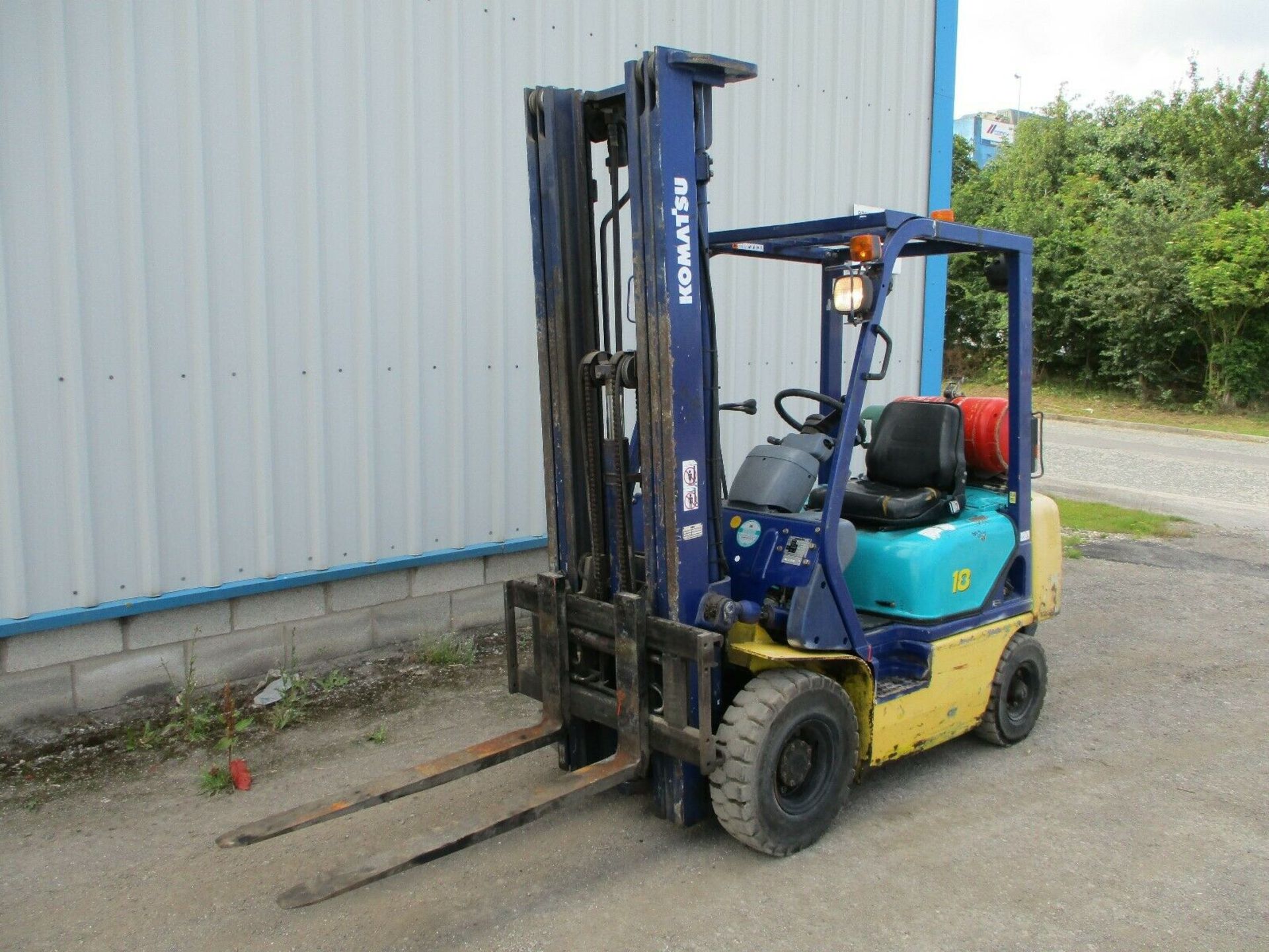 Komatsu FG18 Gas Forklift - Image 2 of 9