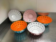 7 x Decorative Serving Bowls