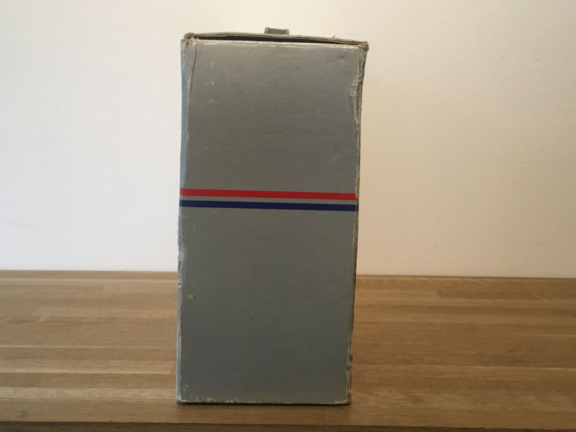 Collection Of 6 Mobil 1 Mugs In Original Presentation Box - Image 3 of 23