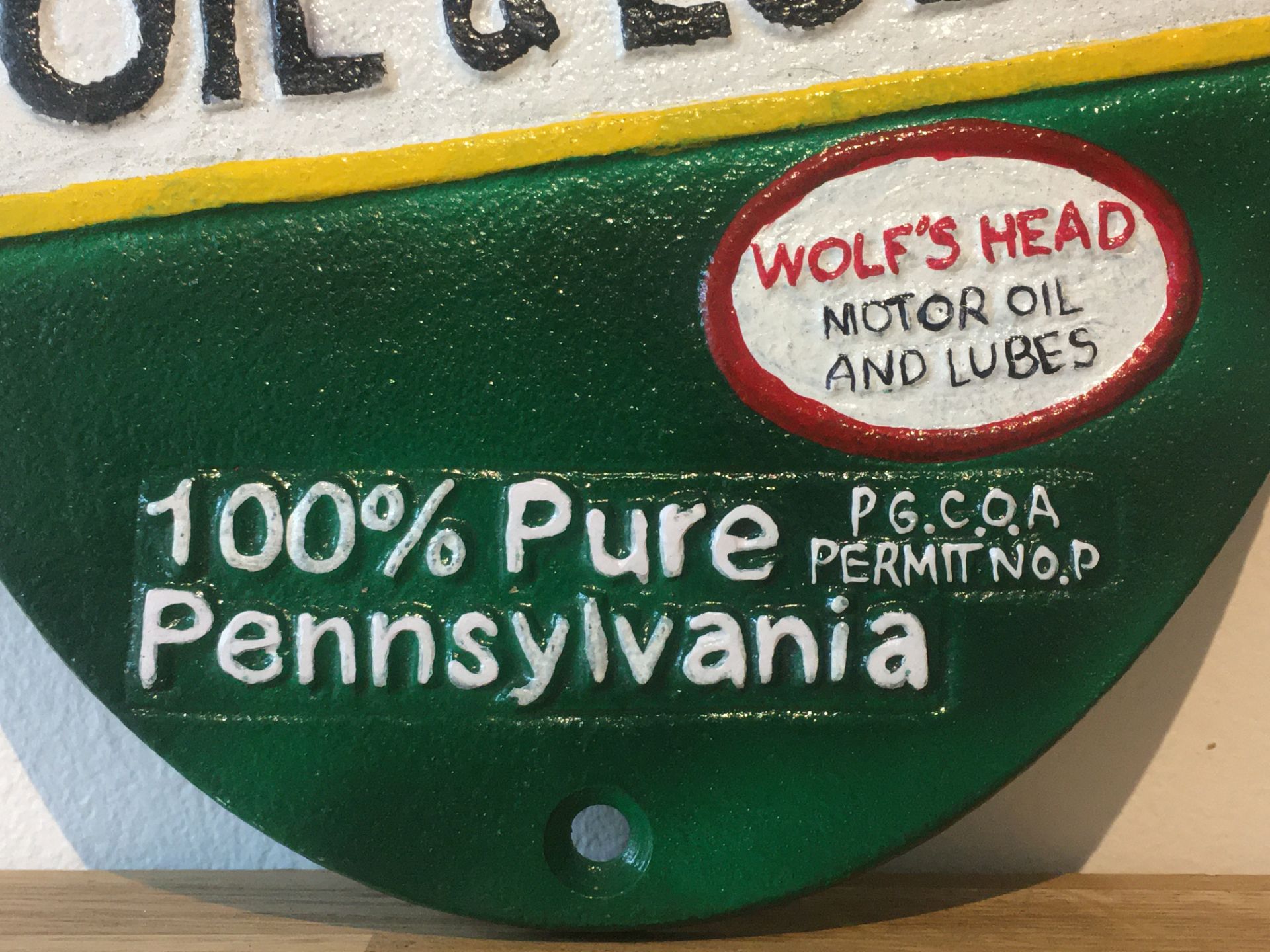Wolf Head 'Oil & Lubes' Cast Iron Sign - Image 5 of 5