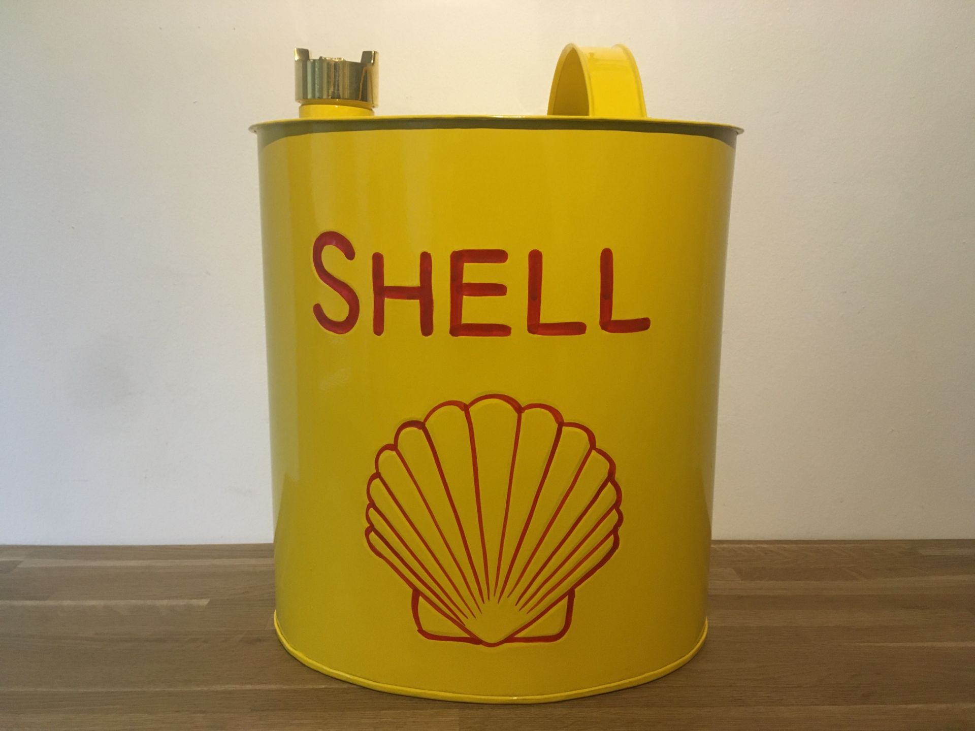 Shell Oval Oil Can - Image 3 of 5