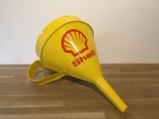 Medium Shell Oil Funnel