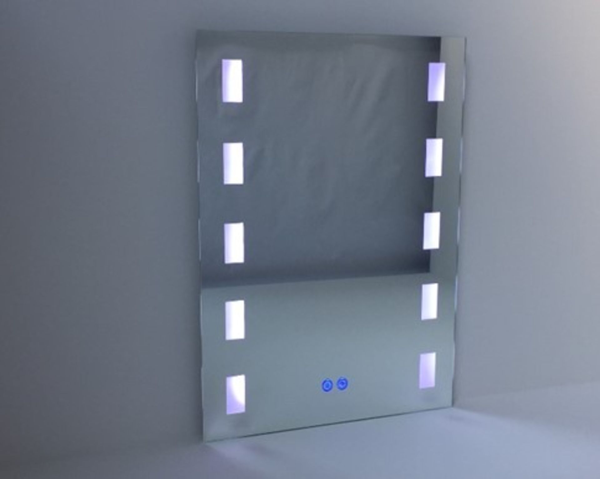 x 5 Bathroom Illuminated LED Mirrors - Image 2 of 4