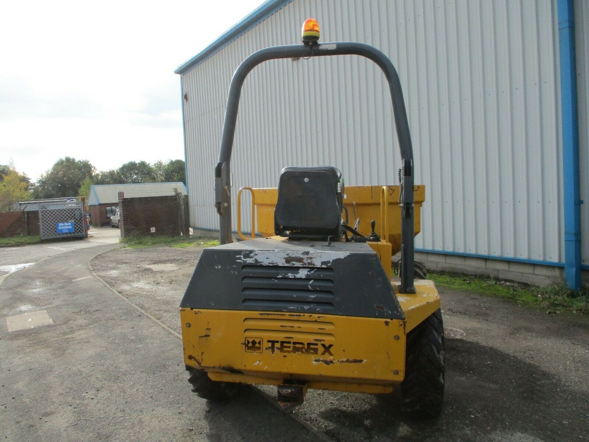 2005 Terex 3 Ton Dumper Swivel Skip - Image 7 of 11