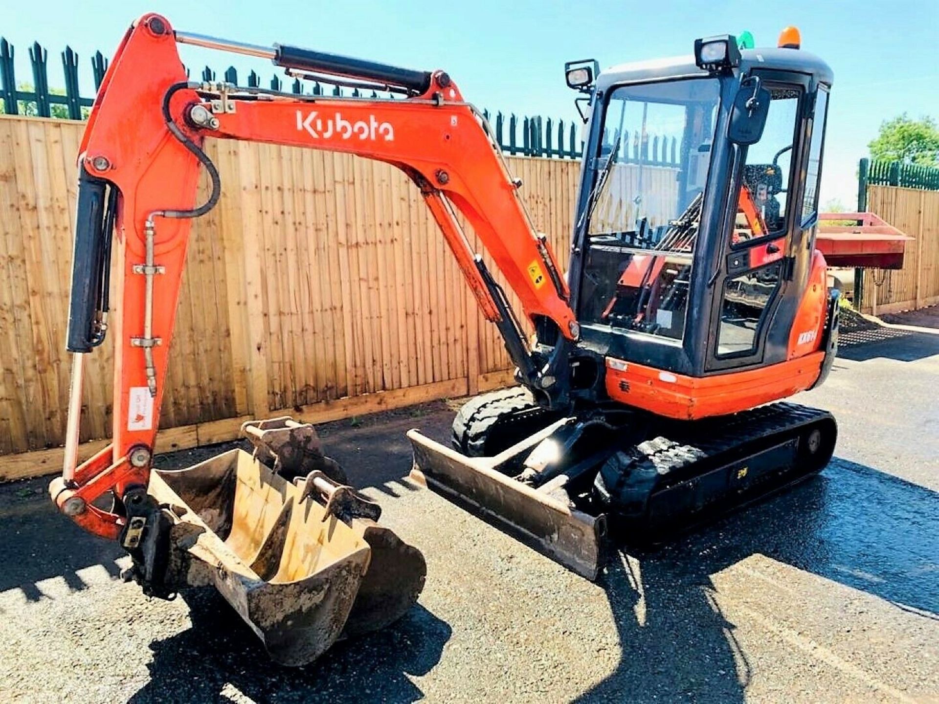 Kubota KX61-3 2014 Excavator - Image 3 of 12
