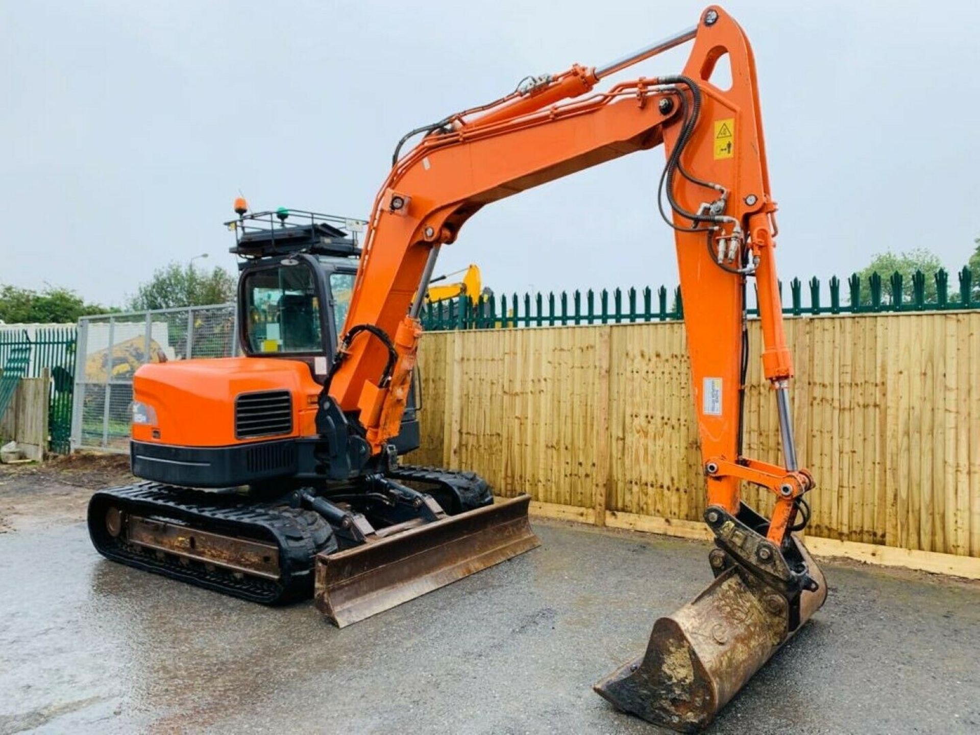 Doosan DX85R Excavator 2014 - Image 2 of 12