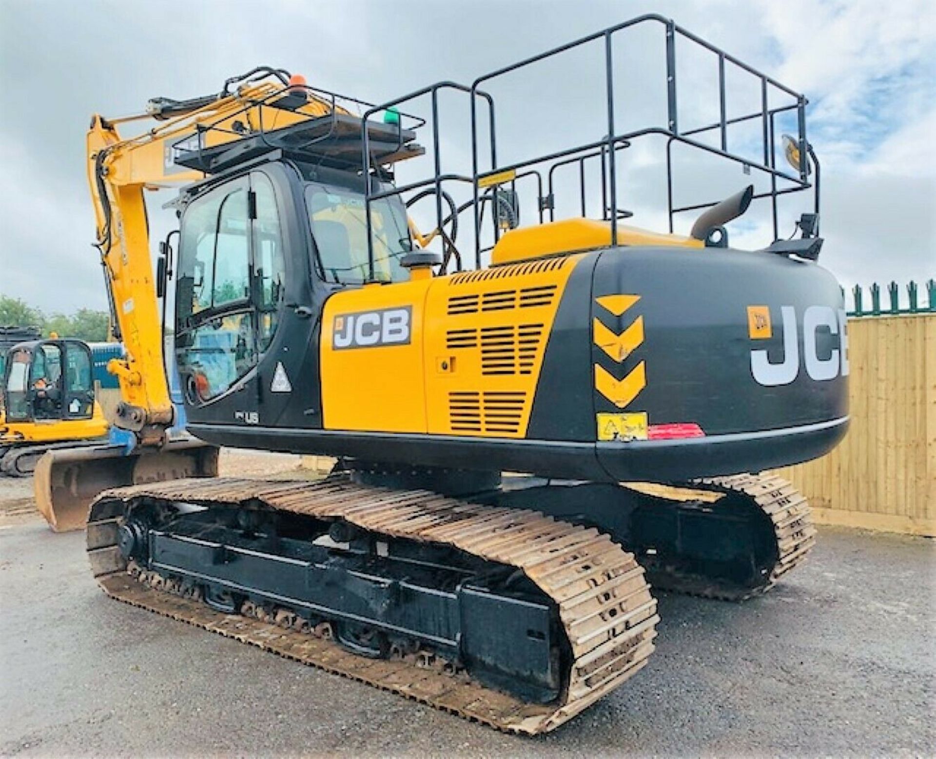 JCB JS220 LC Plus 2017 - Image 5 of 12